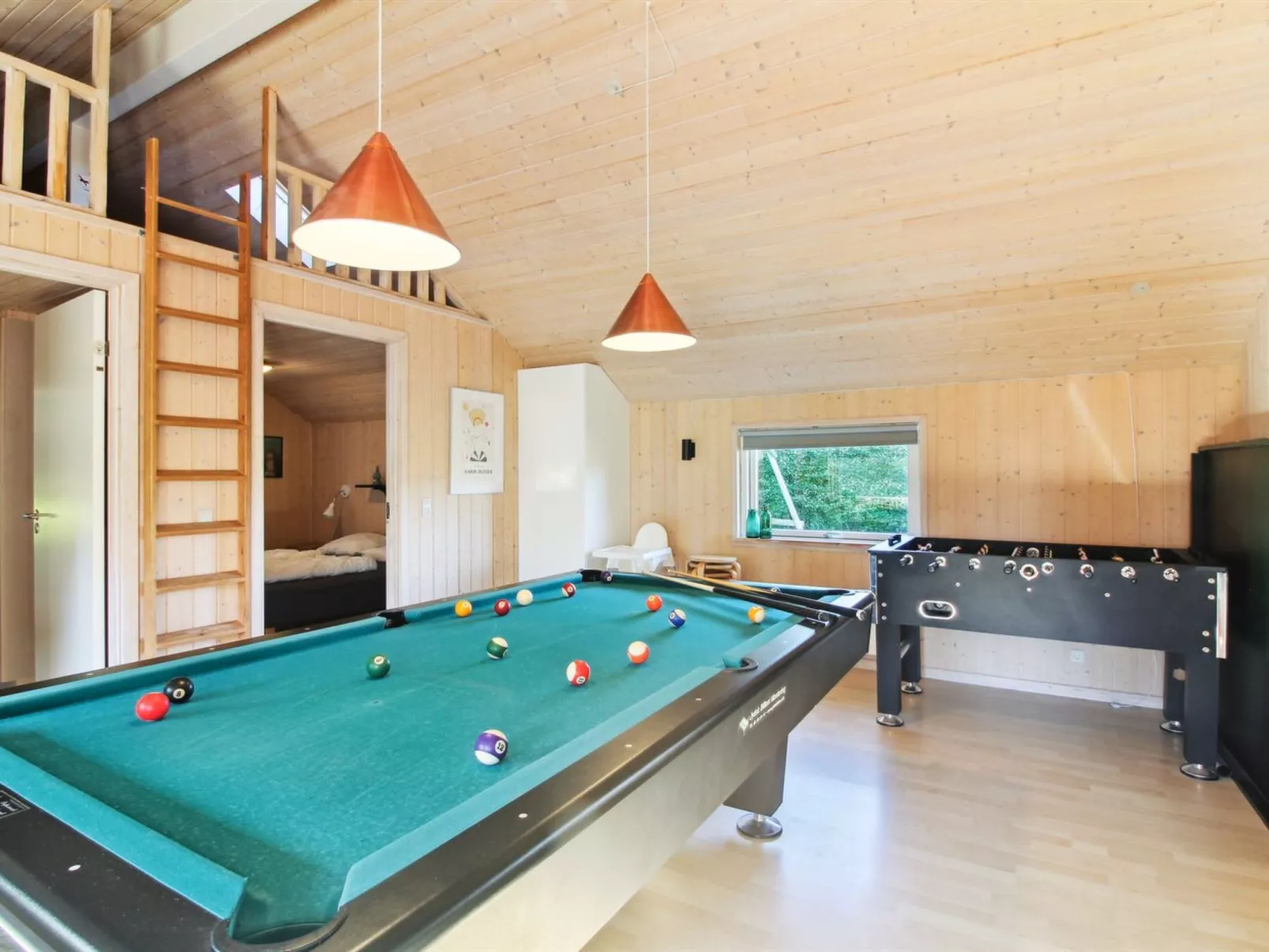 "Synnöve" - 550m from the sea-Binnen