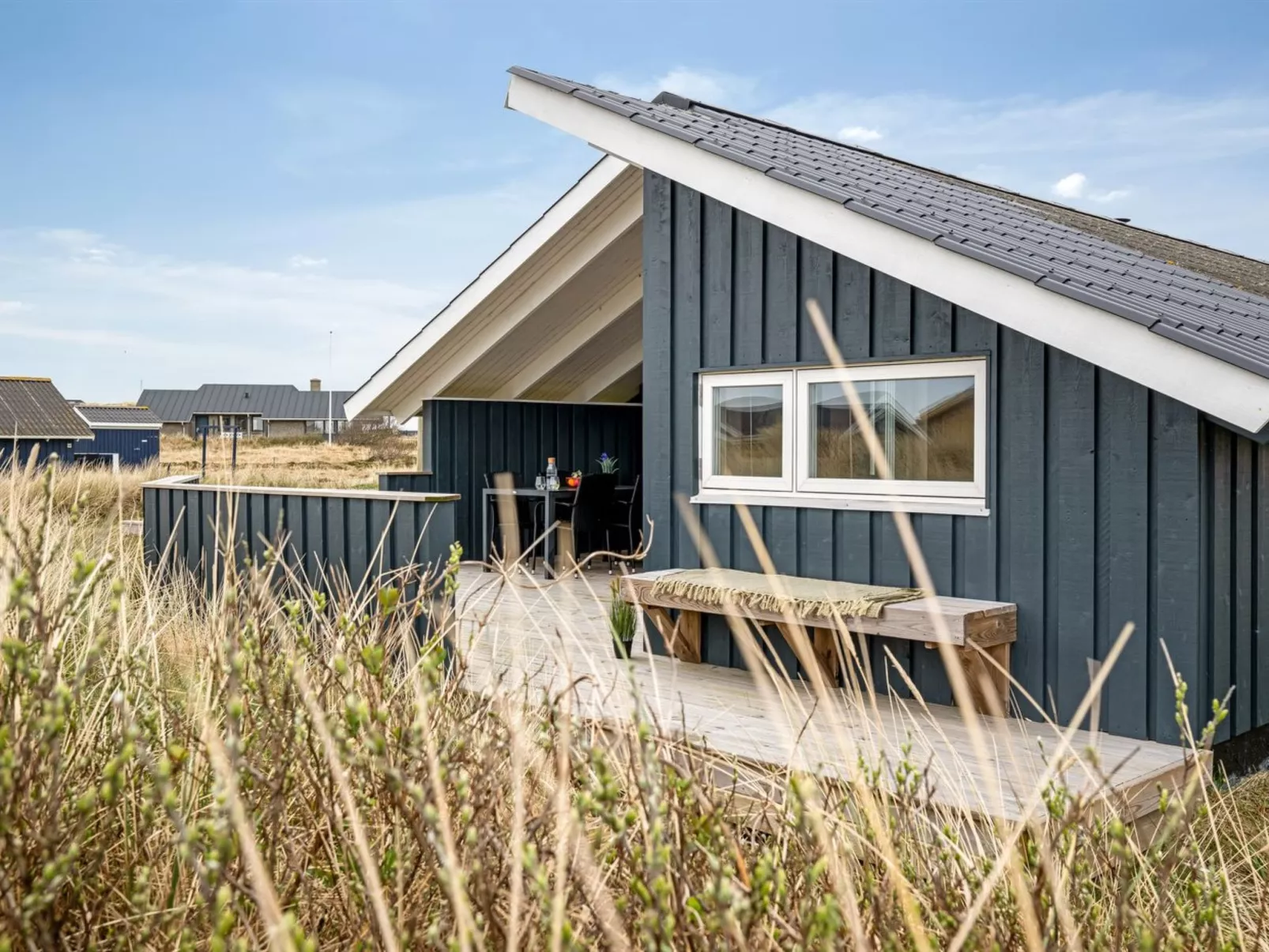 "Estella" - 500m to the fjord-Buiten