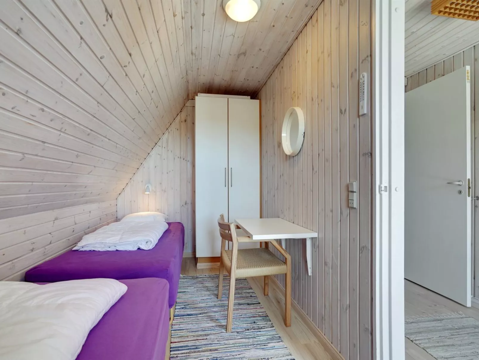 "Viona" - 350m from the sea-Binnen