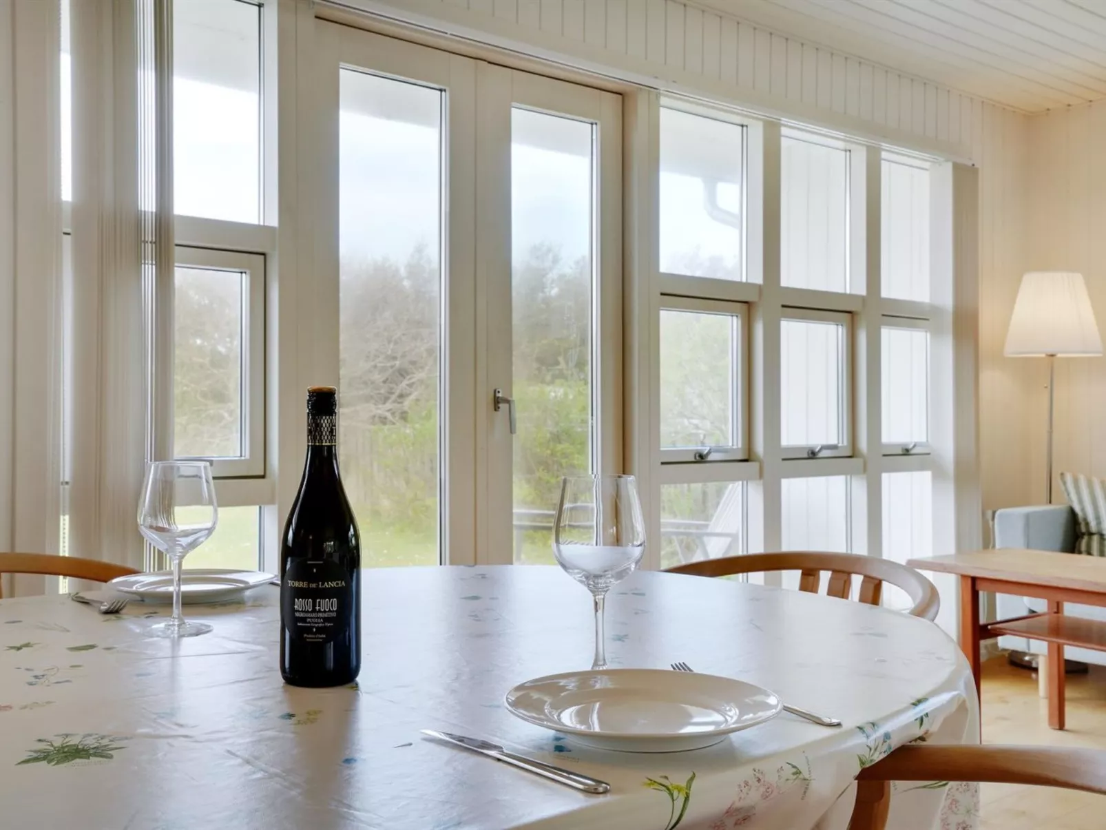 "Vilja" - 150m from the sea-Binnen