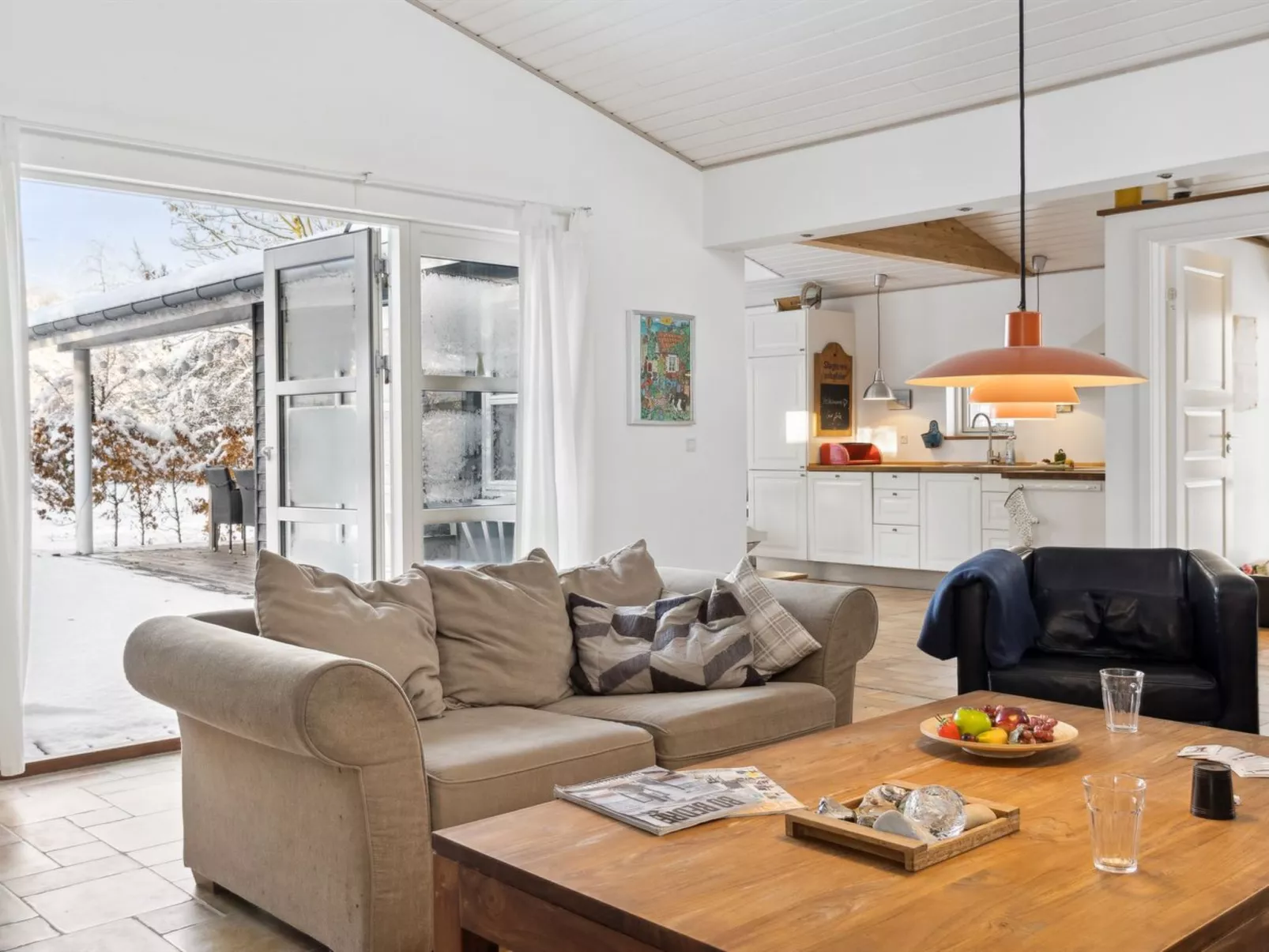 "Jouni" - 500m from the sea-Binnen