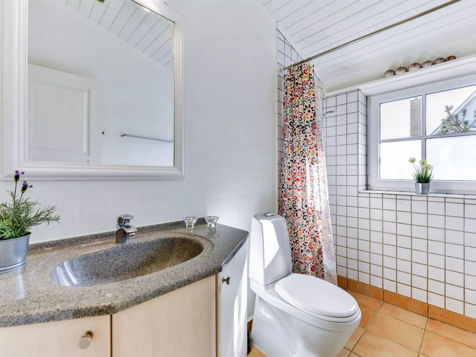 "Vivina" - 250m from the sea-Binnen