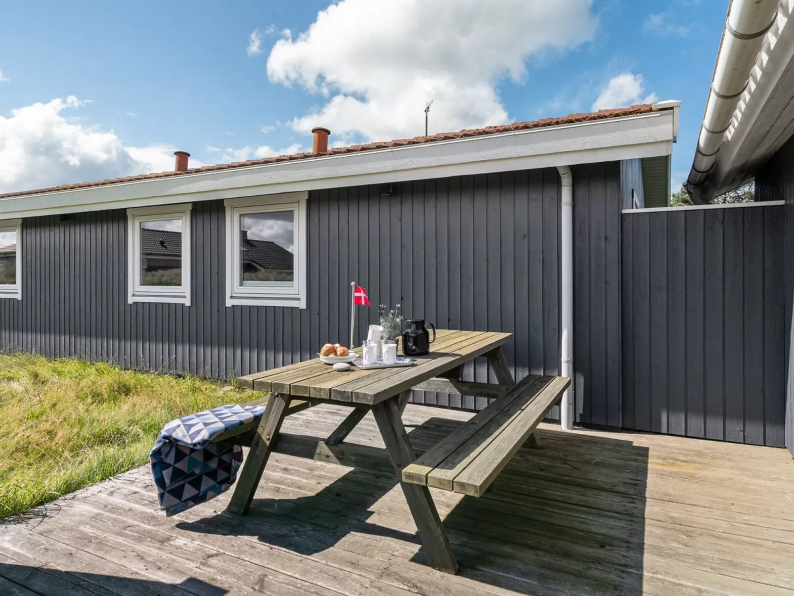 "Siri" - 400m from the sea-Buiten