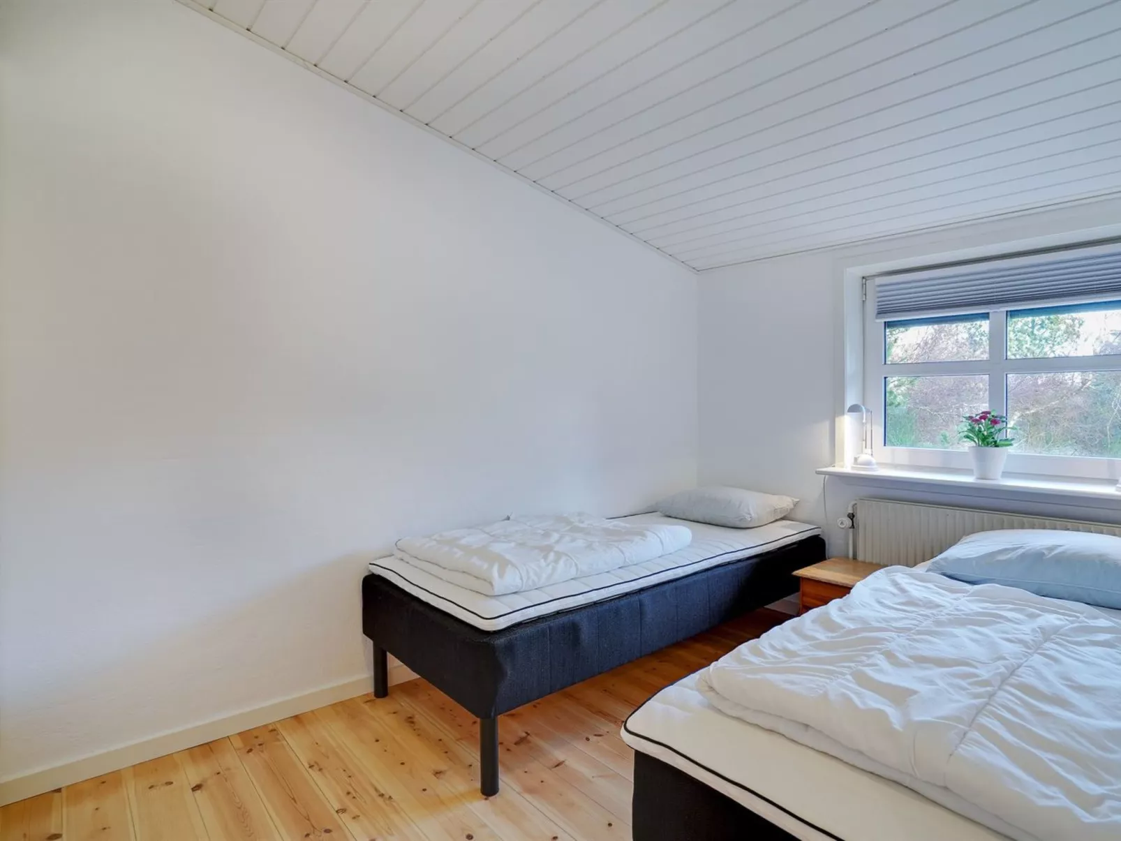 "Pelle" - 800m from the sea-Binnen