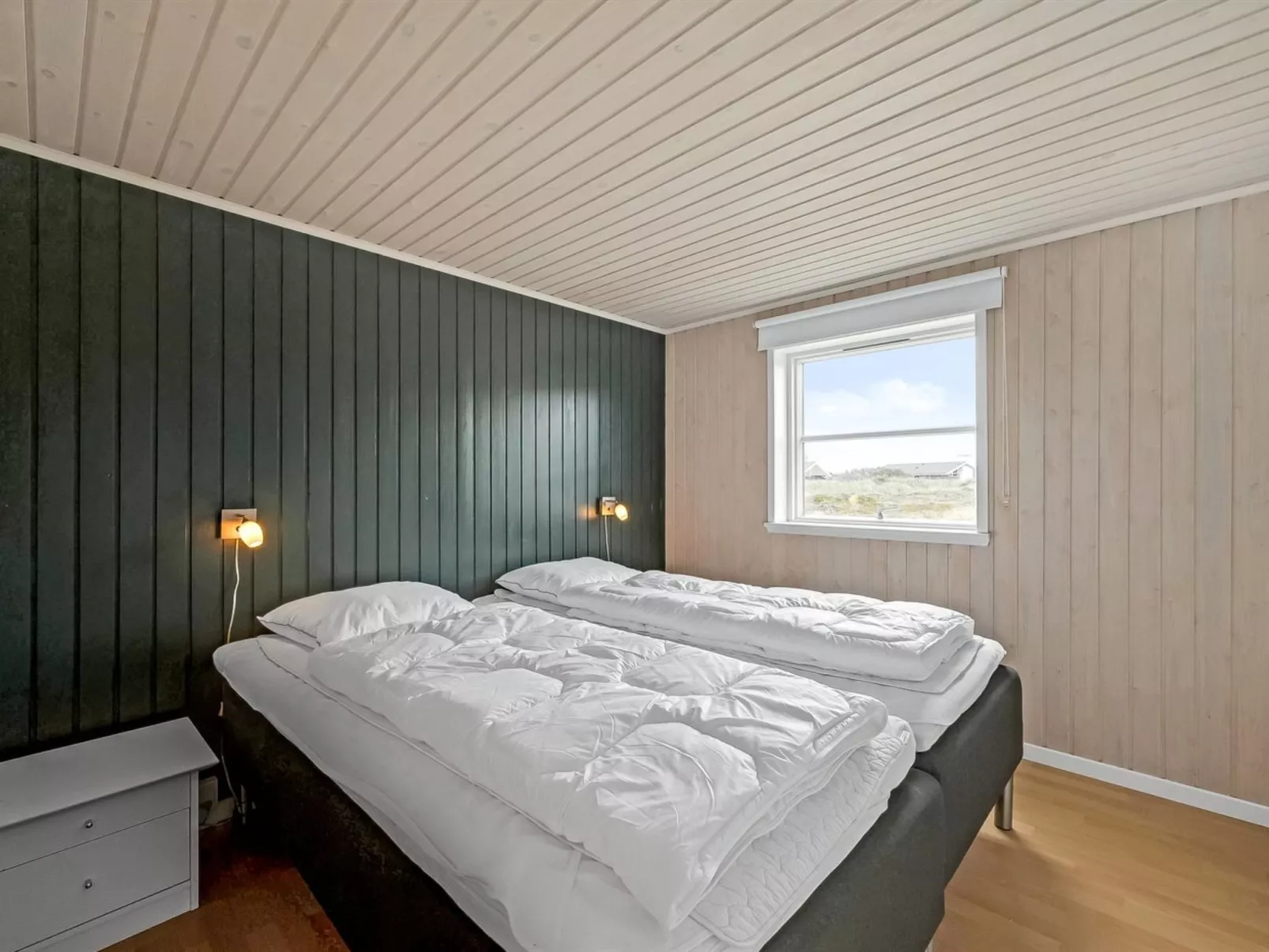 "Drifa" - 600m from the sea-Binnen