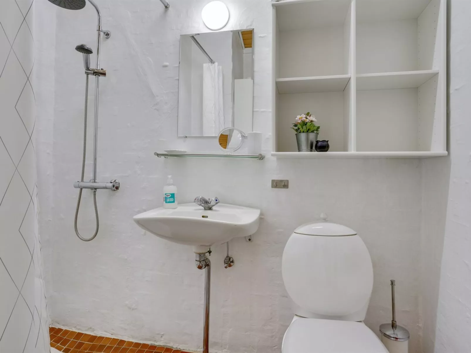 "Mirla" - 300m from the sea-Binnen