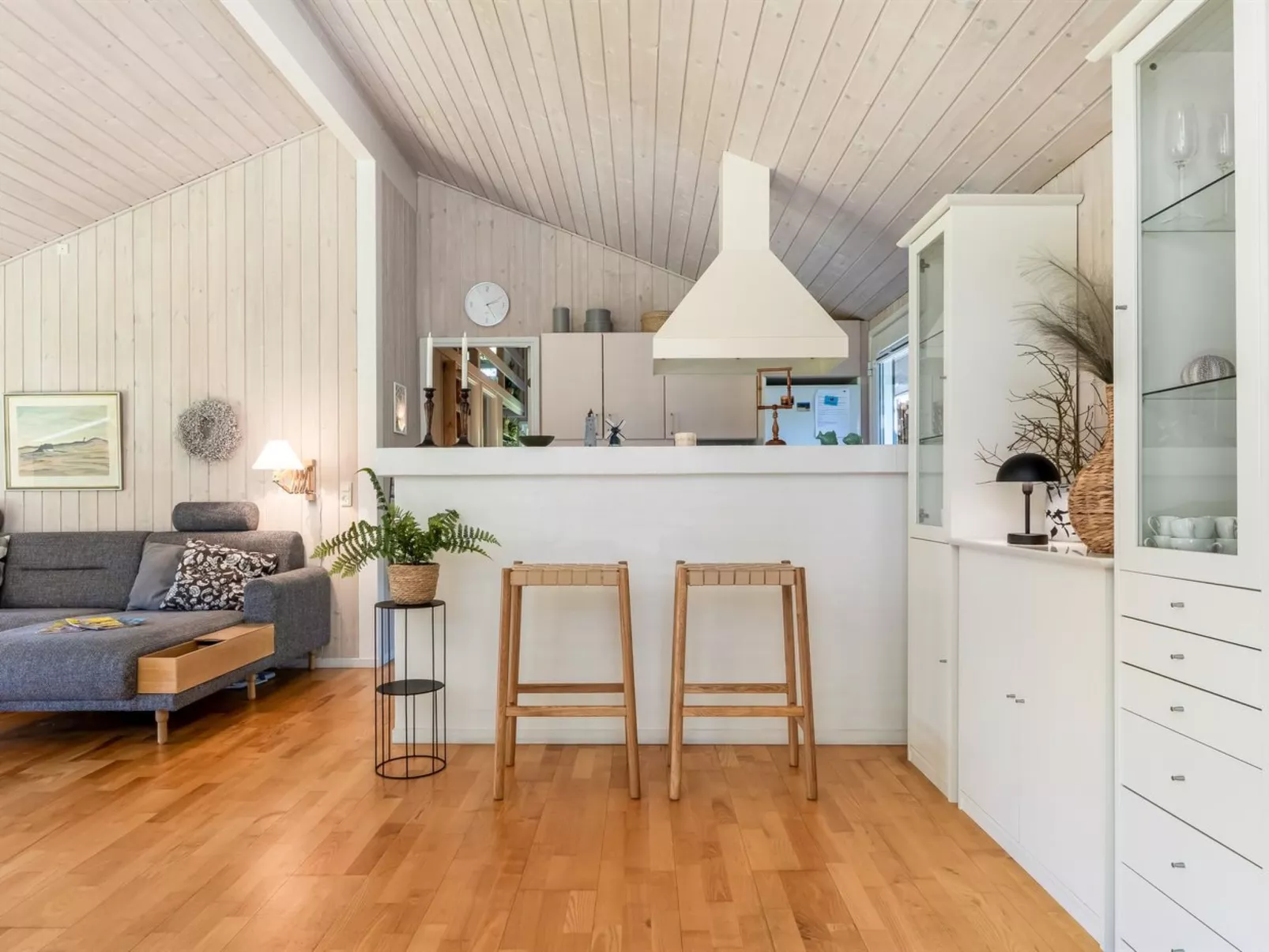 "Vilmar" - 1.2km from the sea-Binnen