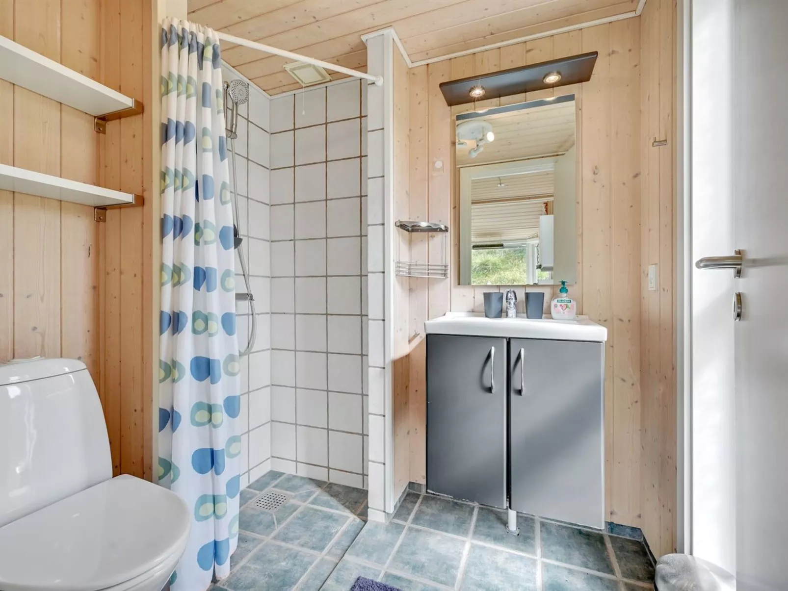 "Asvalde" - 150m from the sea-Binnen