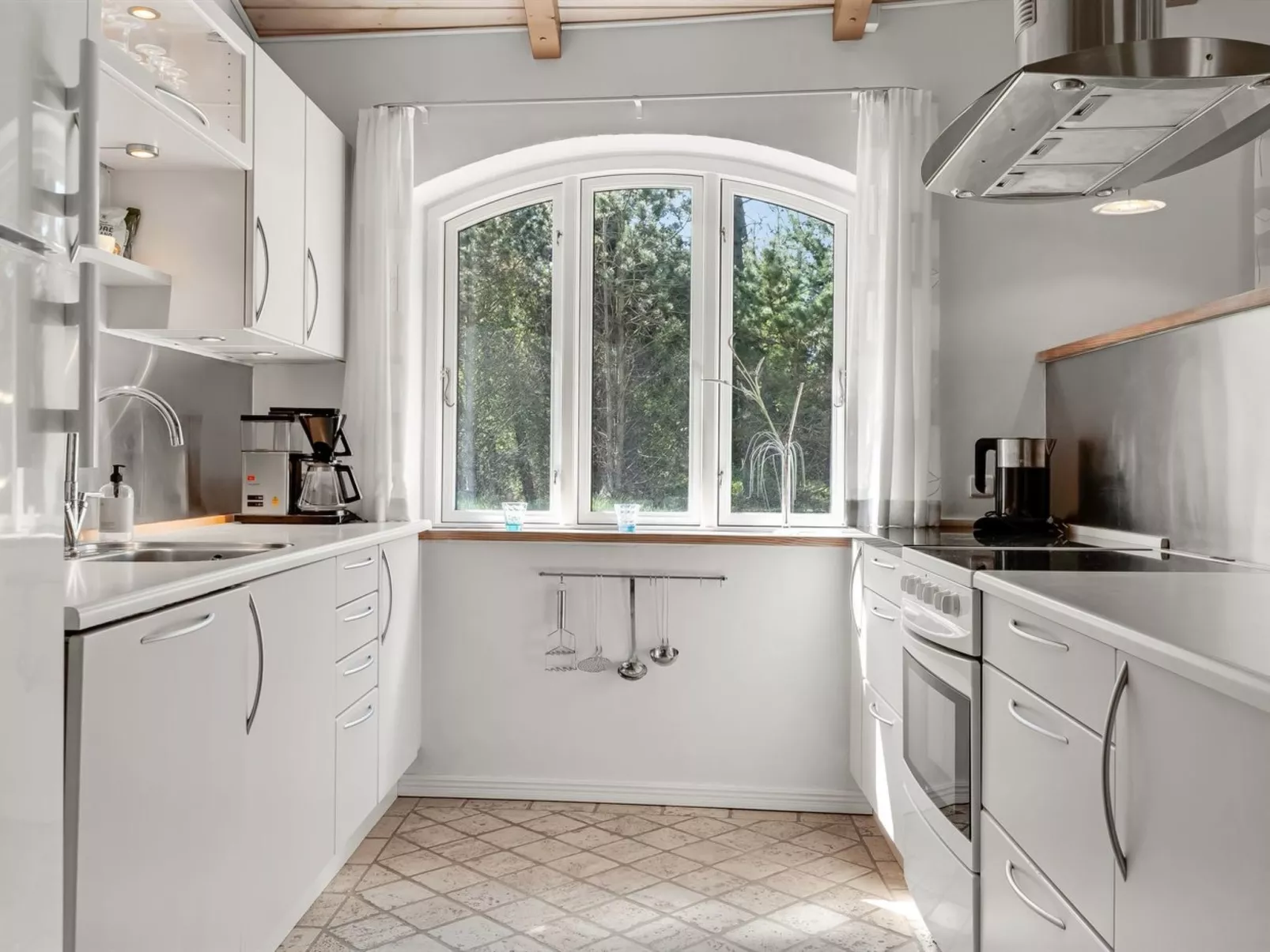 "Agusta" - 1.1km from the sea-Binnen