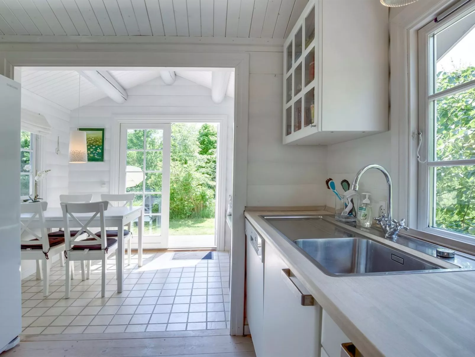 "Ottil" - 1km from the sea-Binnen