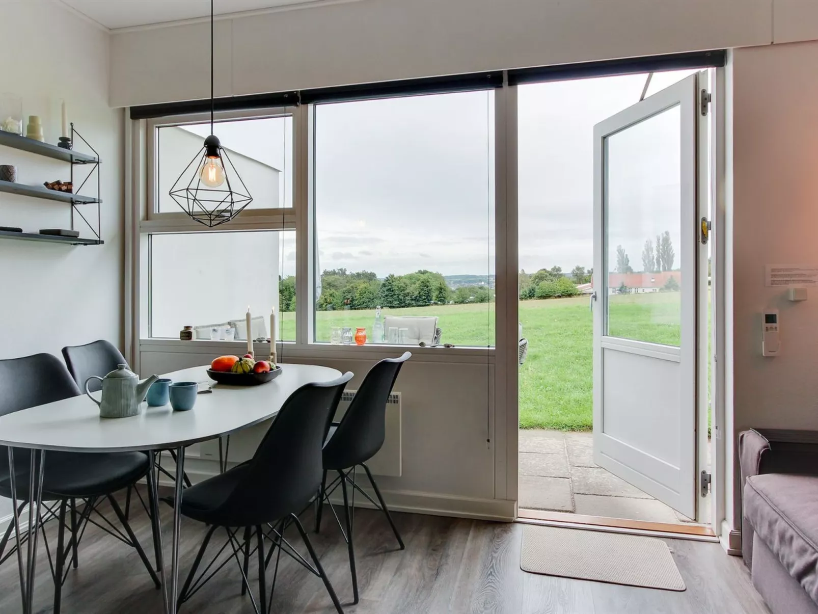 "Atte" - 300m from the sea-Binnen