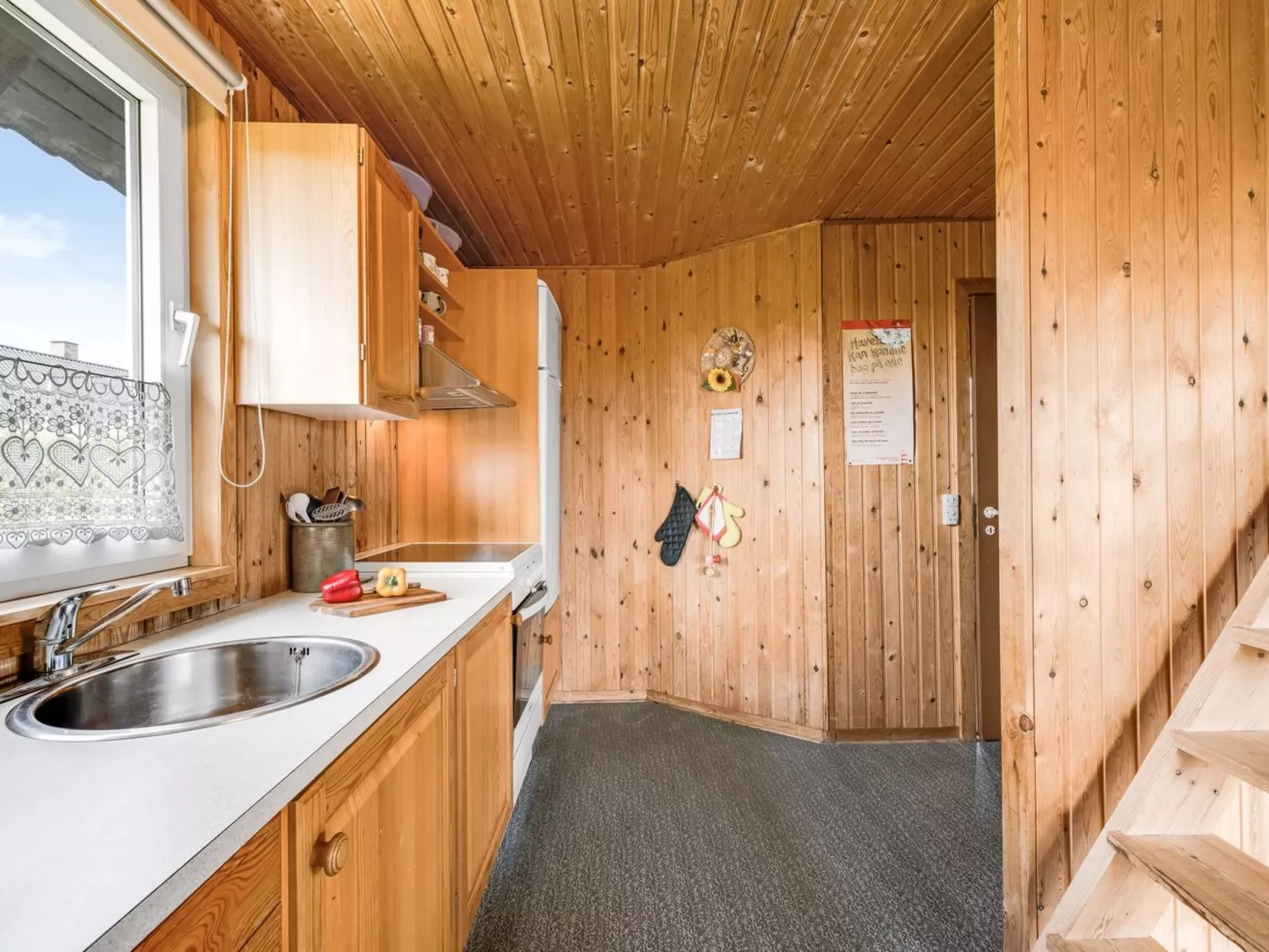 "Dina" - 200m to the fjord-Binnen