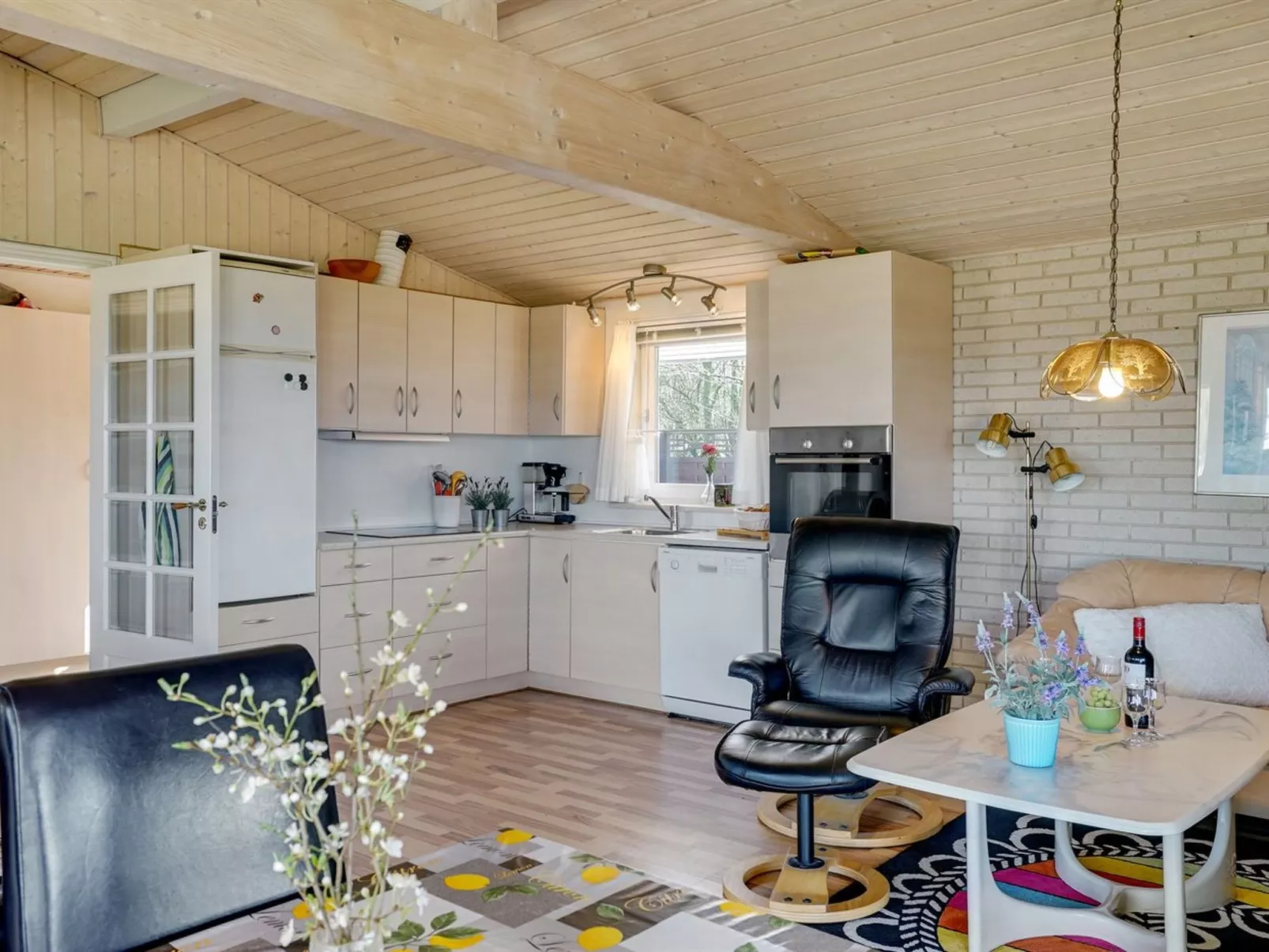 "Anselma" - 800m to the fjord-Binnen