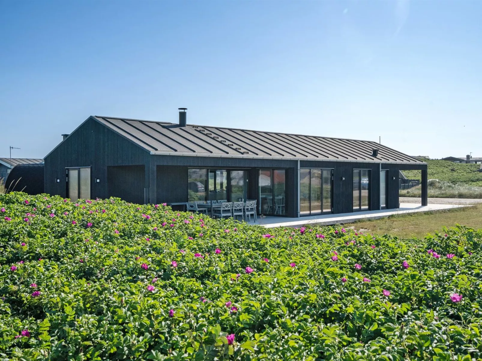 "Aiko" - 50m from the sea-Buiten