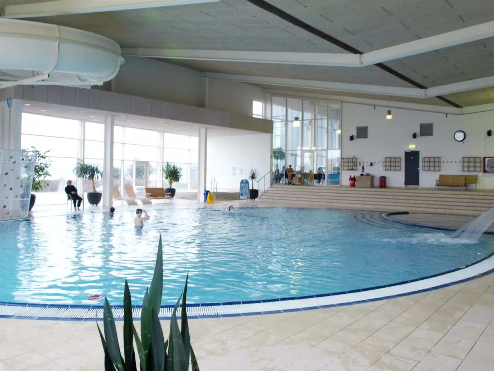 "Fausta" - 150m to the fjord-Buiten