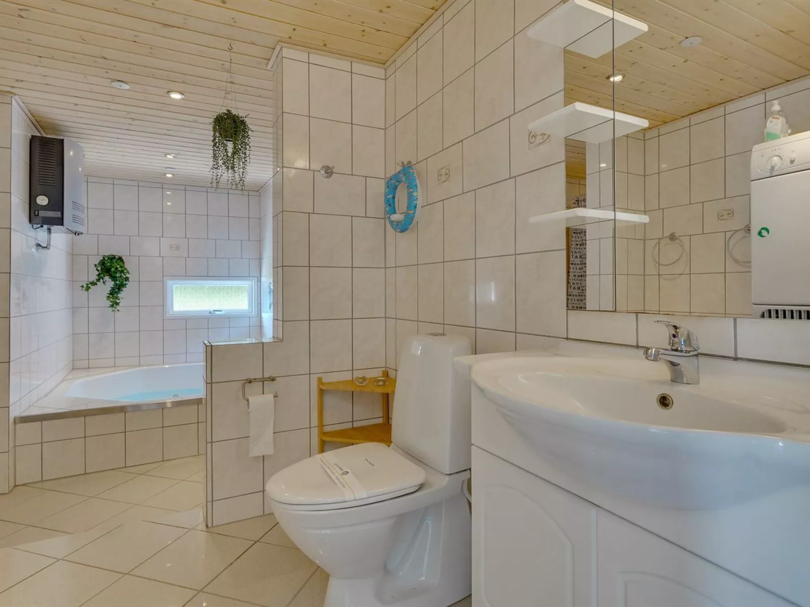 "Sora" - 2km from the sea-Binnen