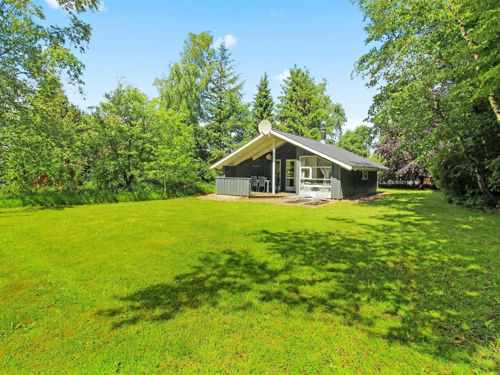 "Frederikke" - 28km from the sea-Buiten