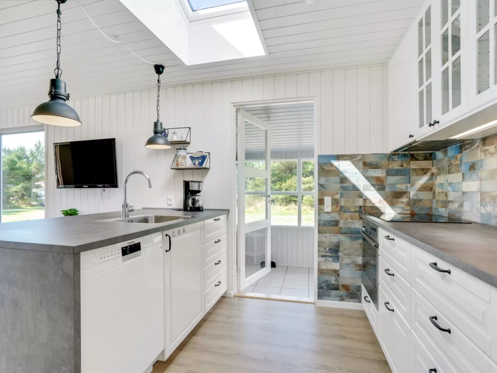 "Thorvor" - 1.5km from the sea-Binnen