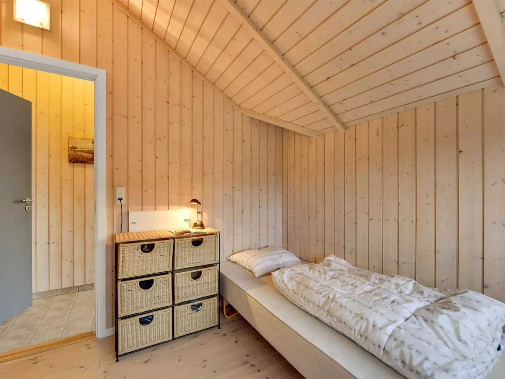 "Christan" - 1.2km from the sea-Binnen