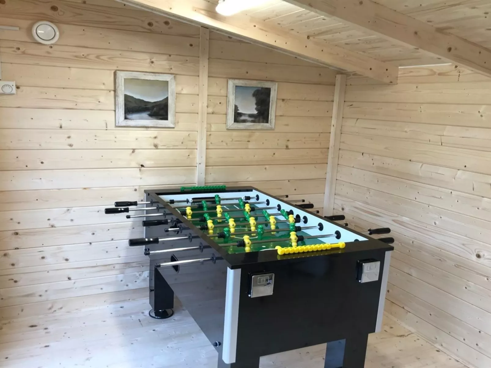 "Swavi" -  from the sea-Buiten