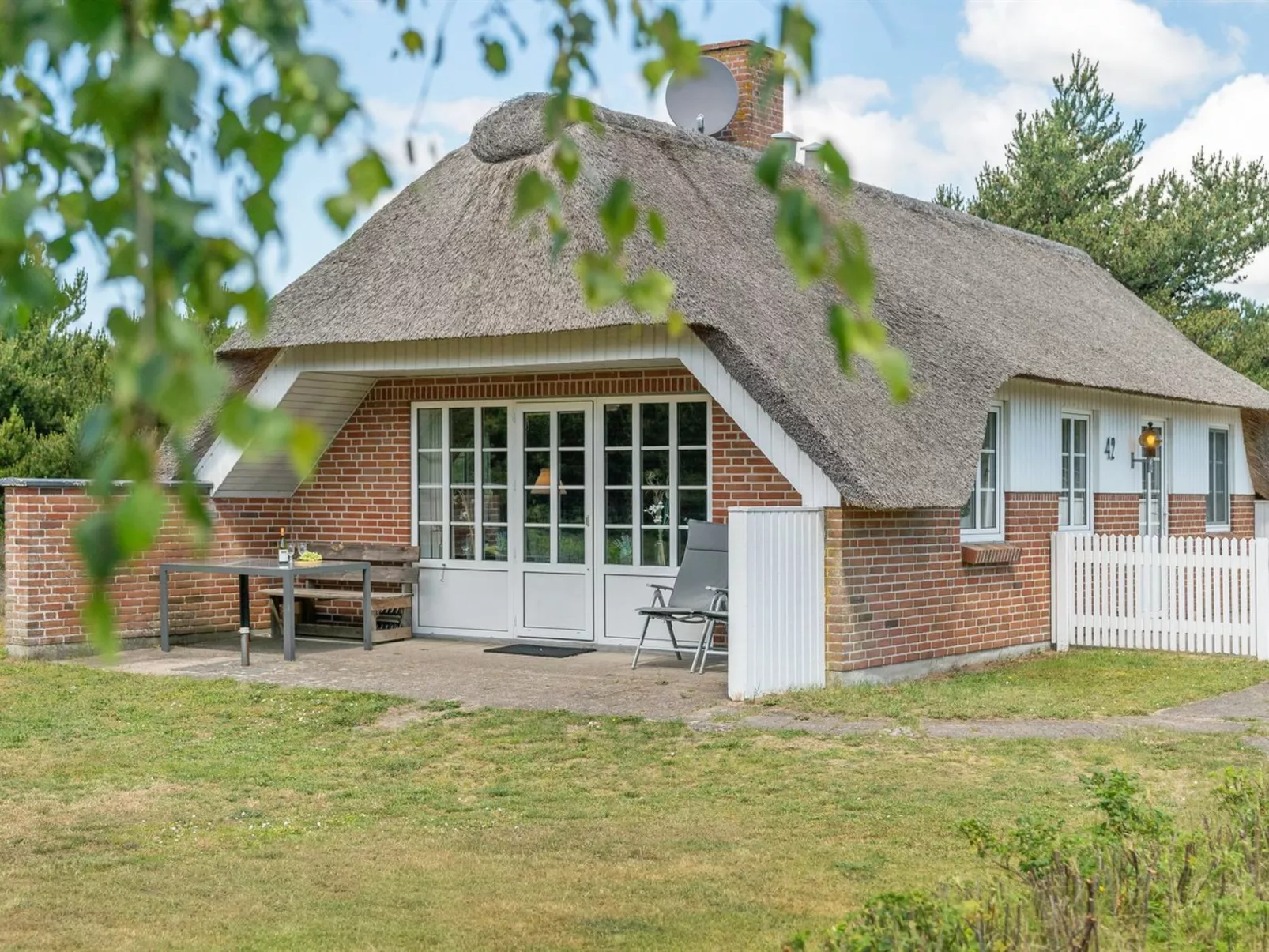 "Hakun" - 4km from the sea-Buiten