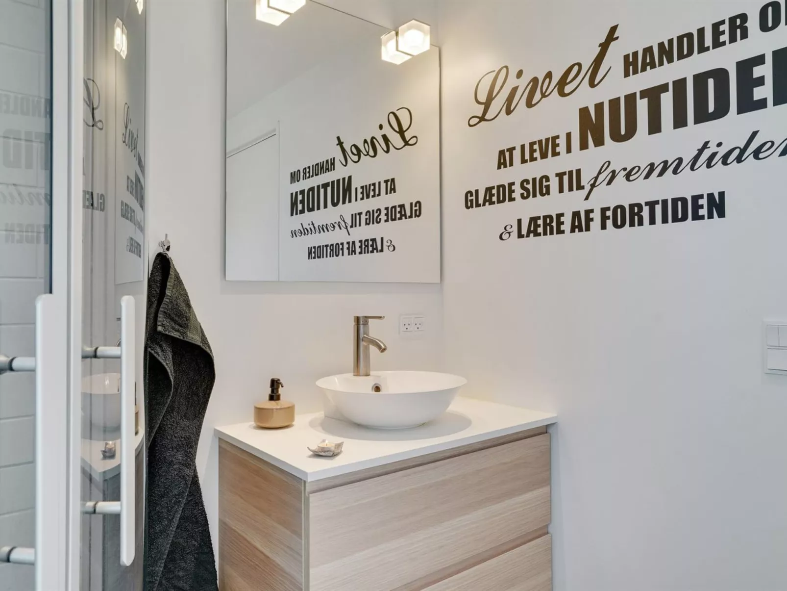 "Matilde" - 400m to the fjord-Binnen