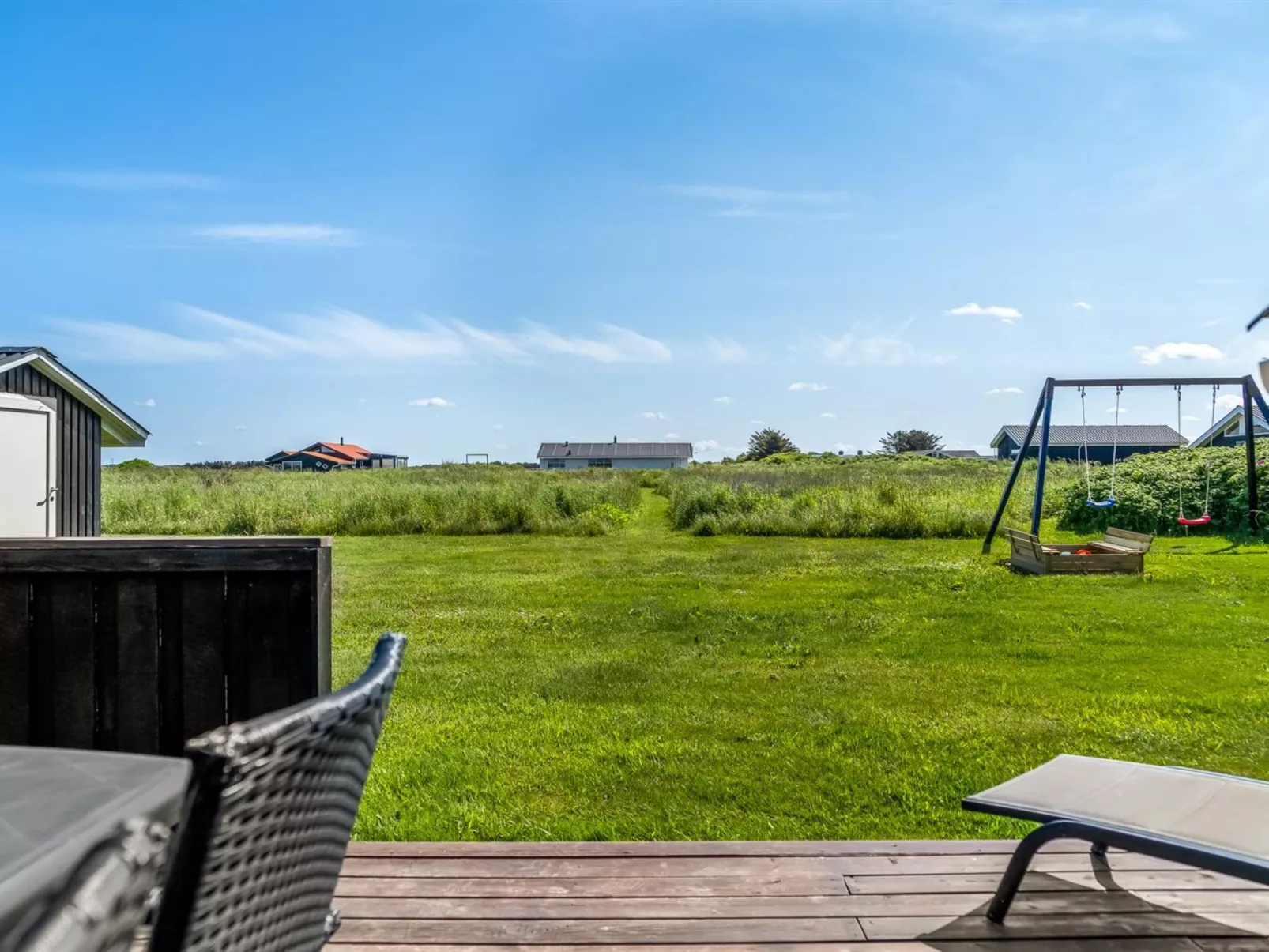 "Sina" - 300m from the sea-Buiten