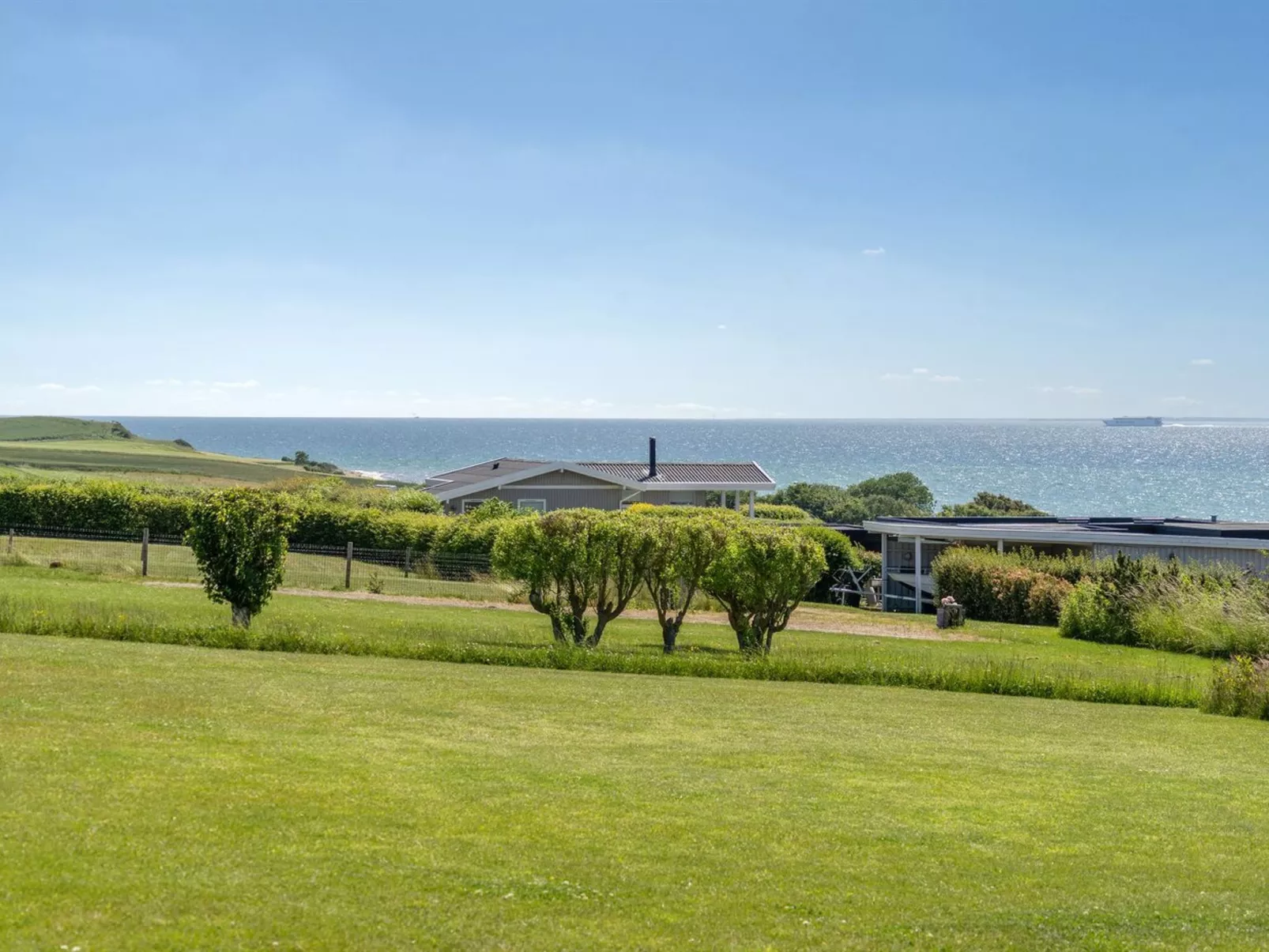 "Anniina" - 200m from the sea-Buiten