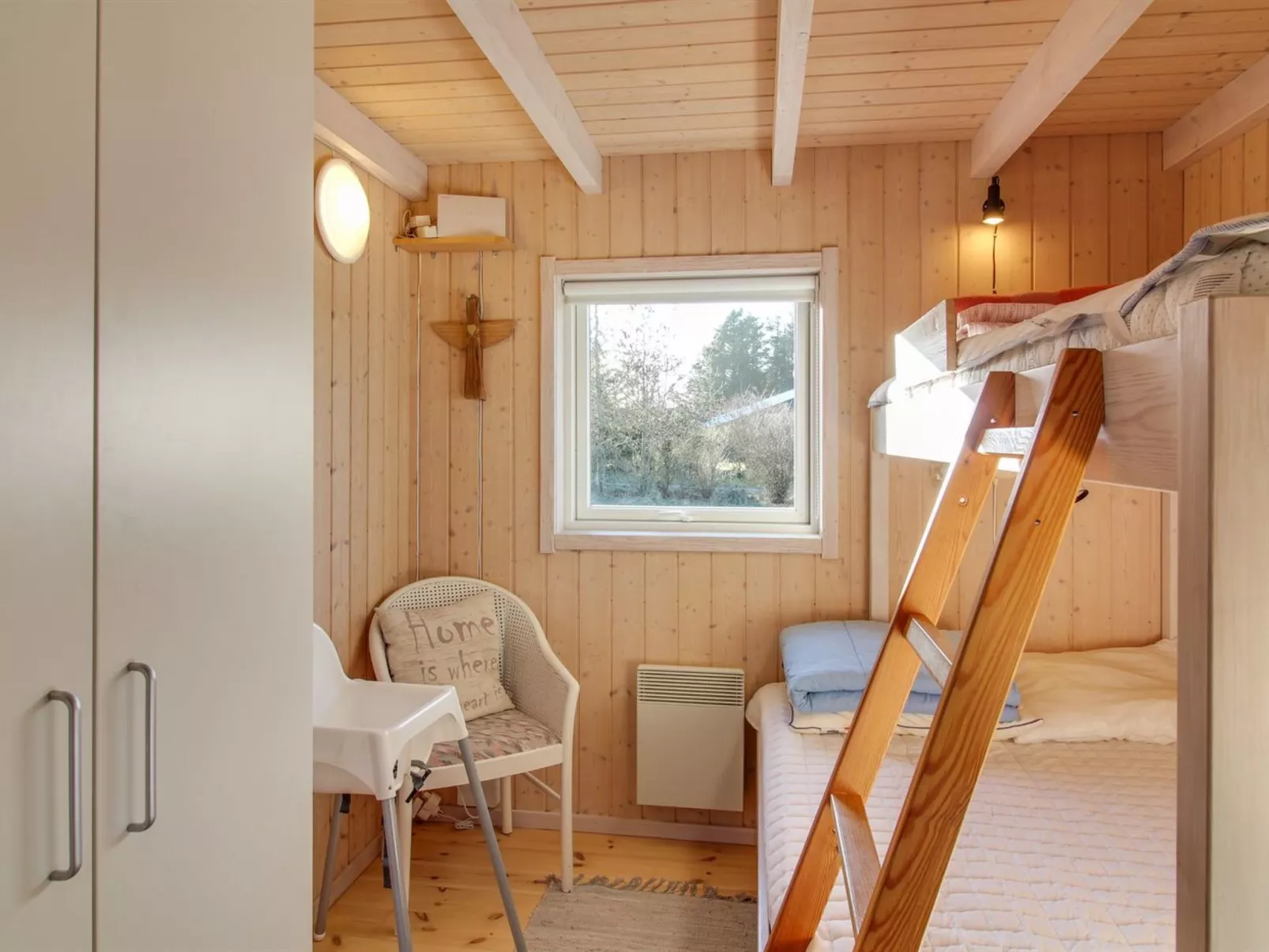 "Nynke" - 600m from the sea-Binnen