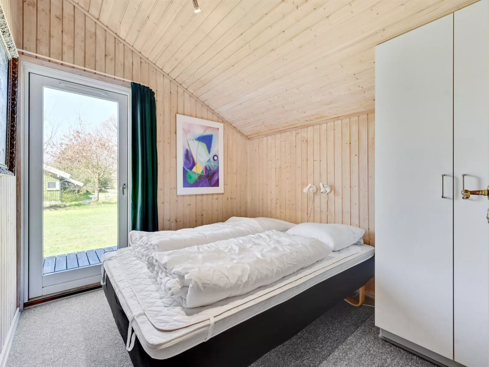 "Landuin" - 230m from the sea-Binnen