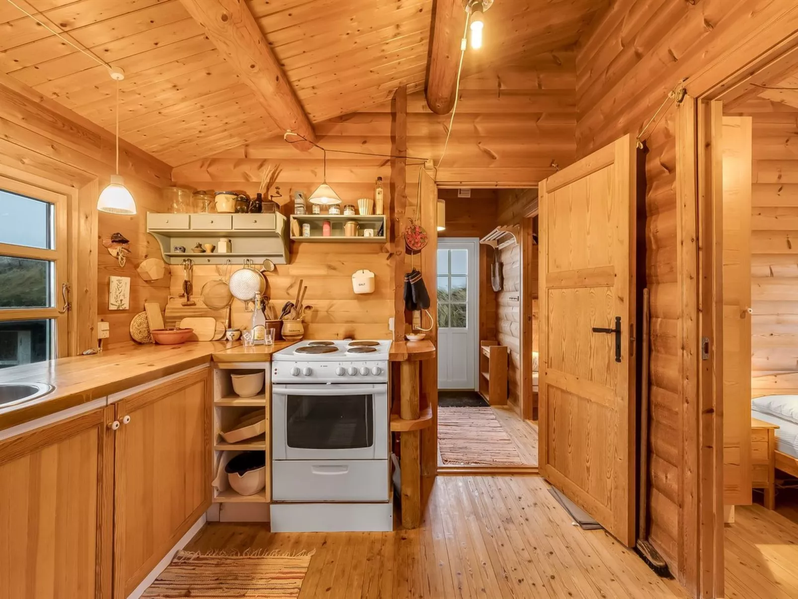 "Herfrith" -  from the sea-Binnen