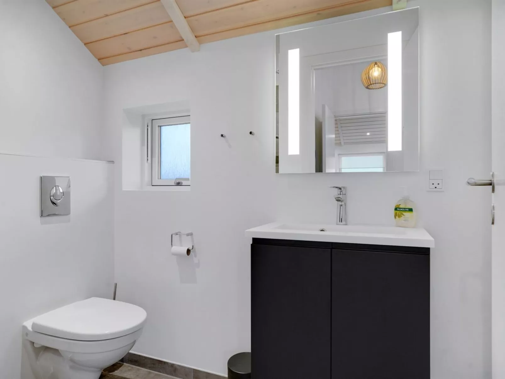 "Ano" - 950m from the sea-Binnen