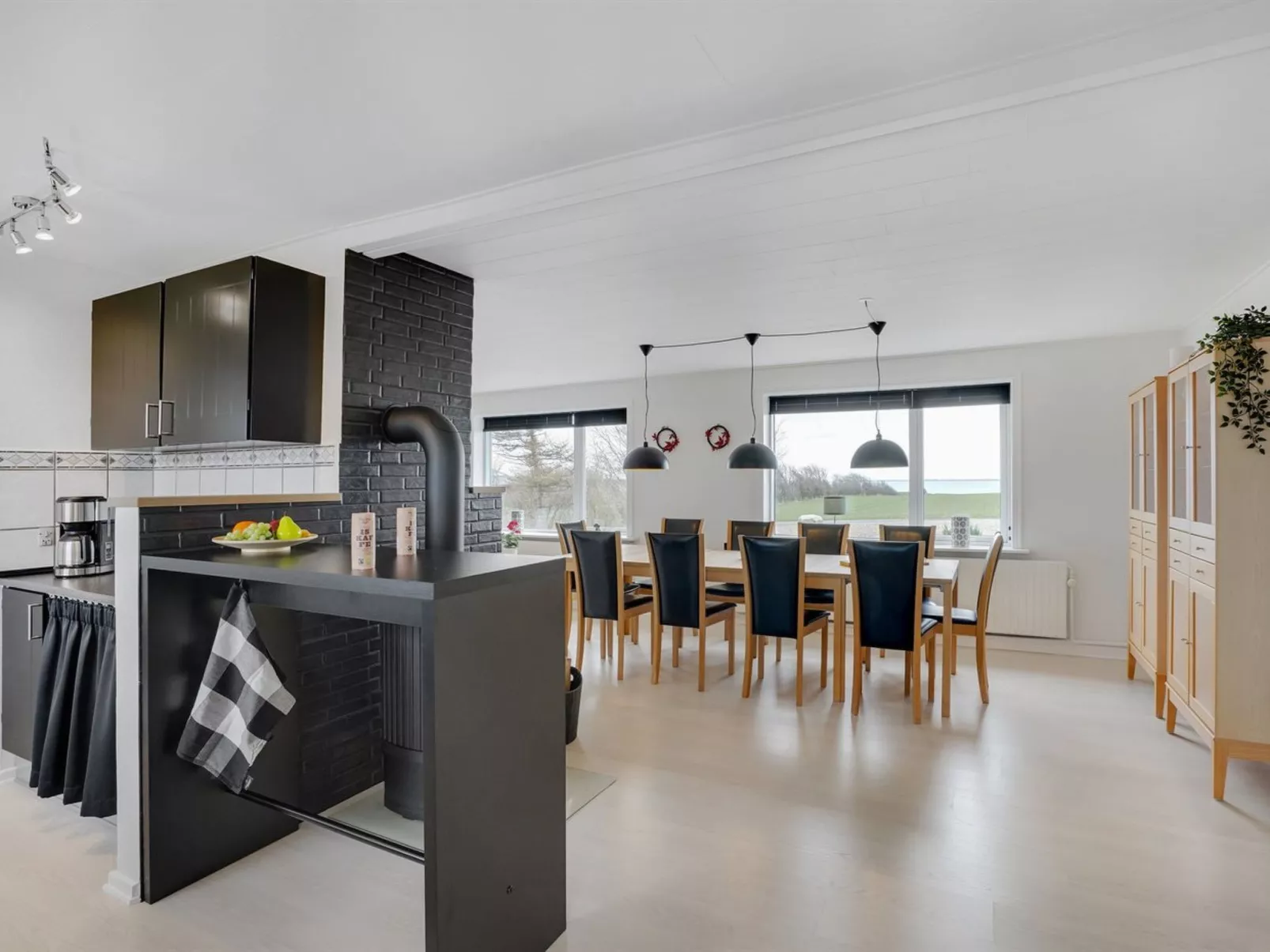 "Imilie" - 250m to the fjord-Binnen