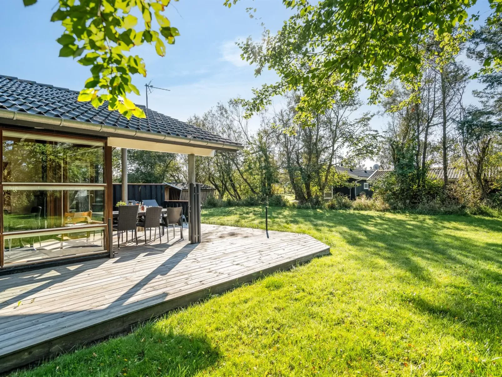 "Emeli" - 1.3km from the sea-Buiten