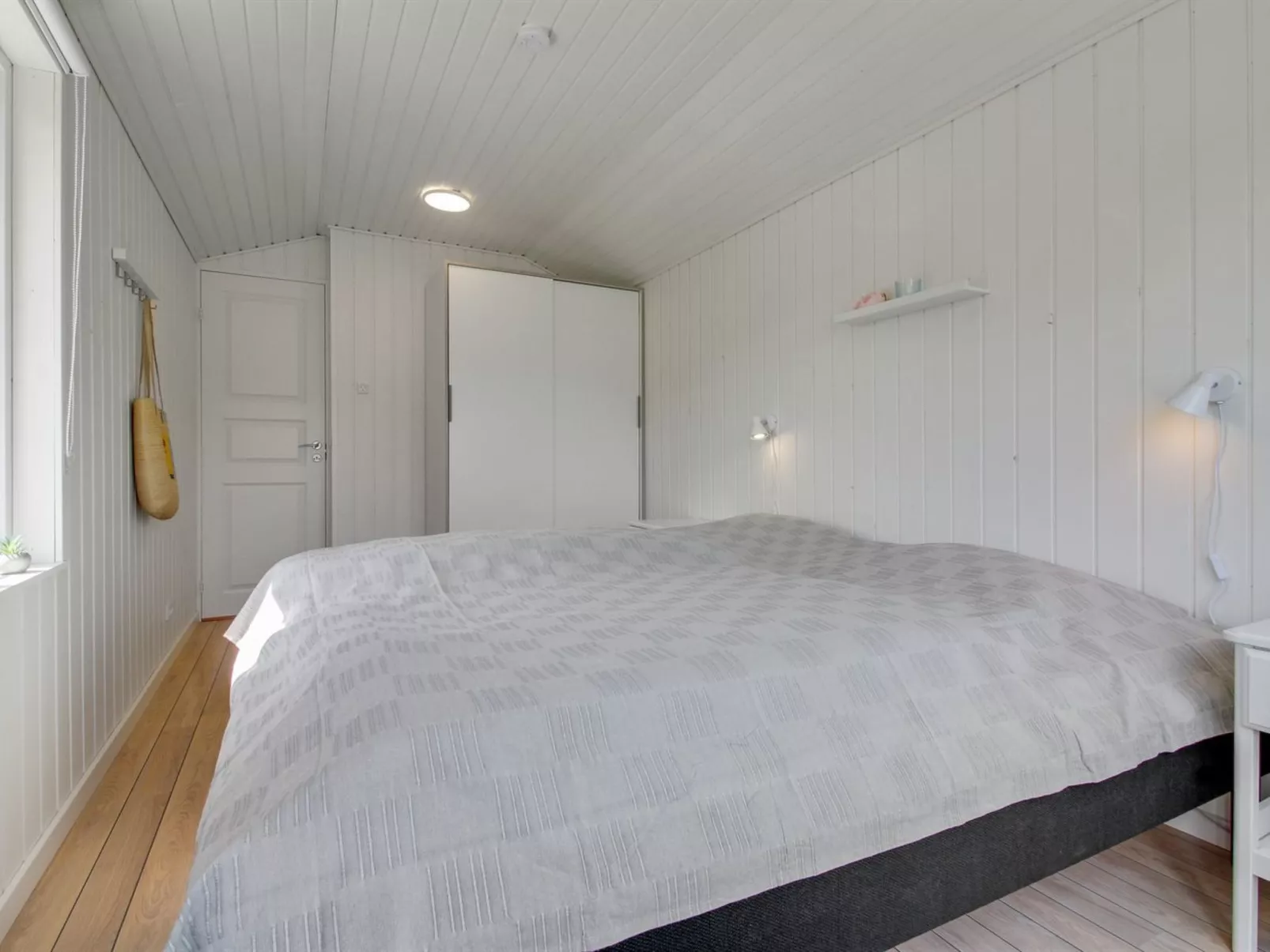 "Marius" - 200m from the sea-Binnen