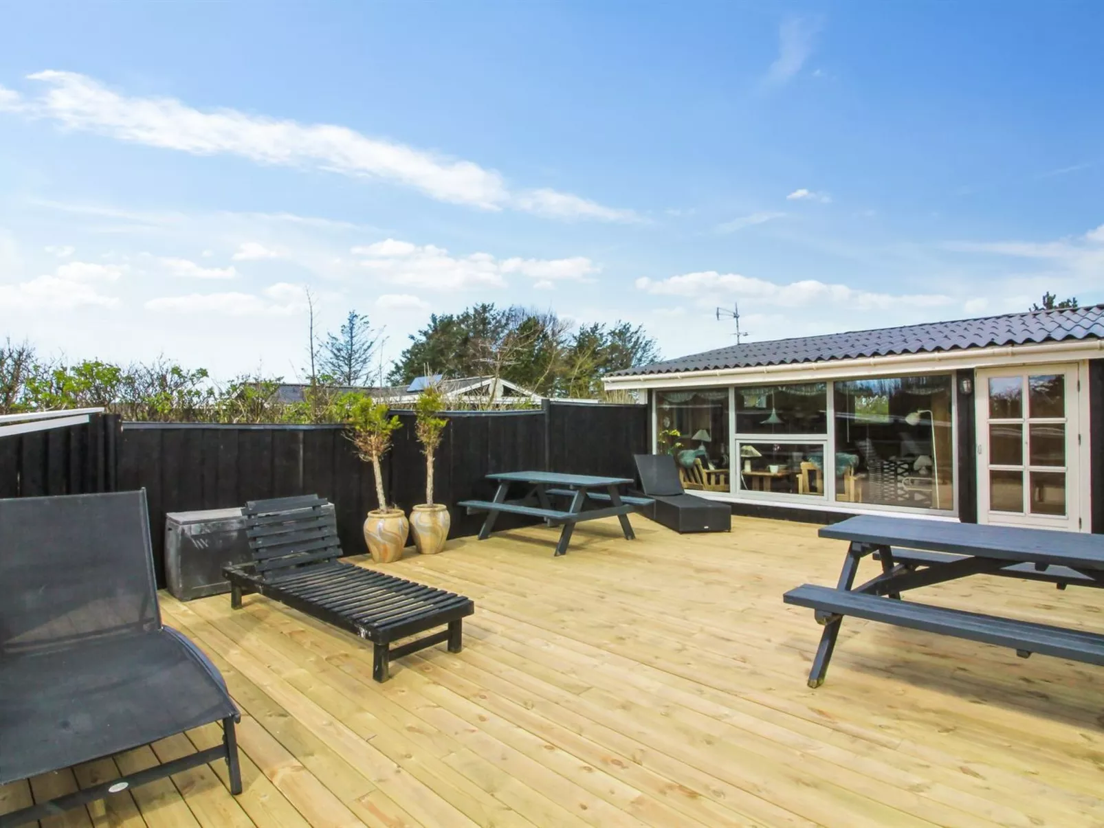 "Bjari" - 850m from the sea-Buiten