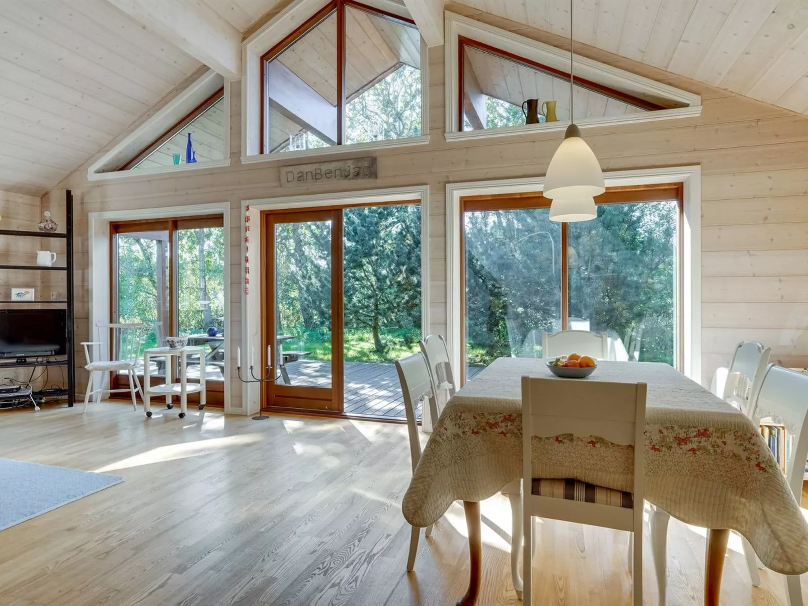 "Floriane" - 700m from the sea-Binnen