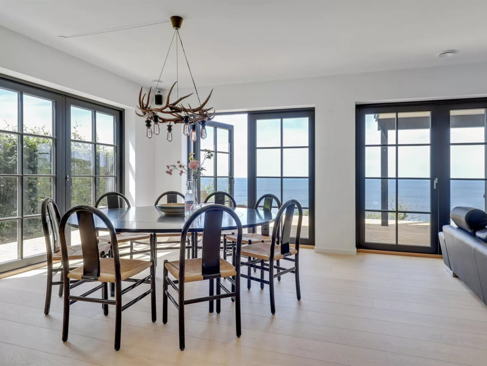 "Thormoth" - 200m from the sea-Binnen