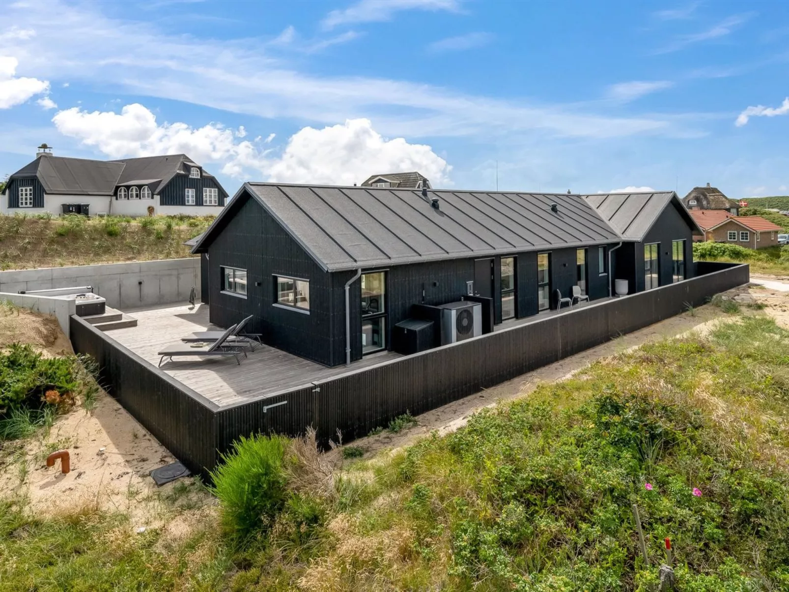 "Maximiliane" -  from the sea-Buiten