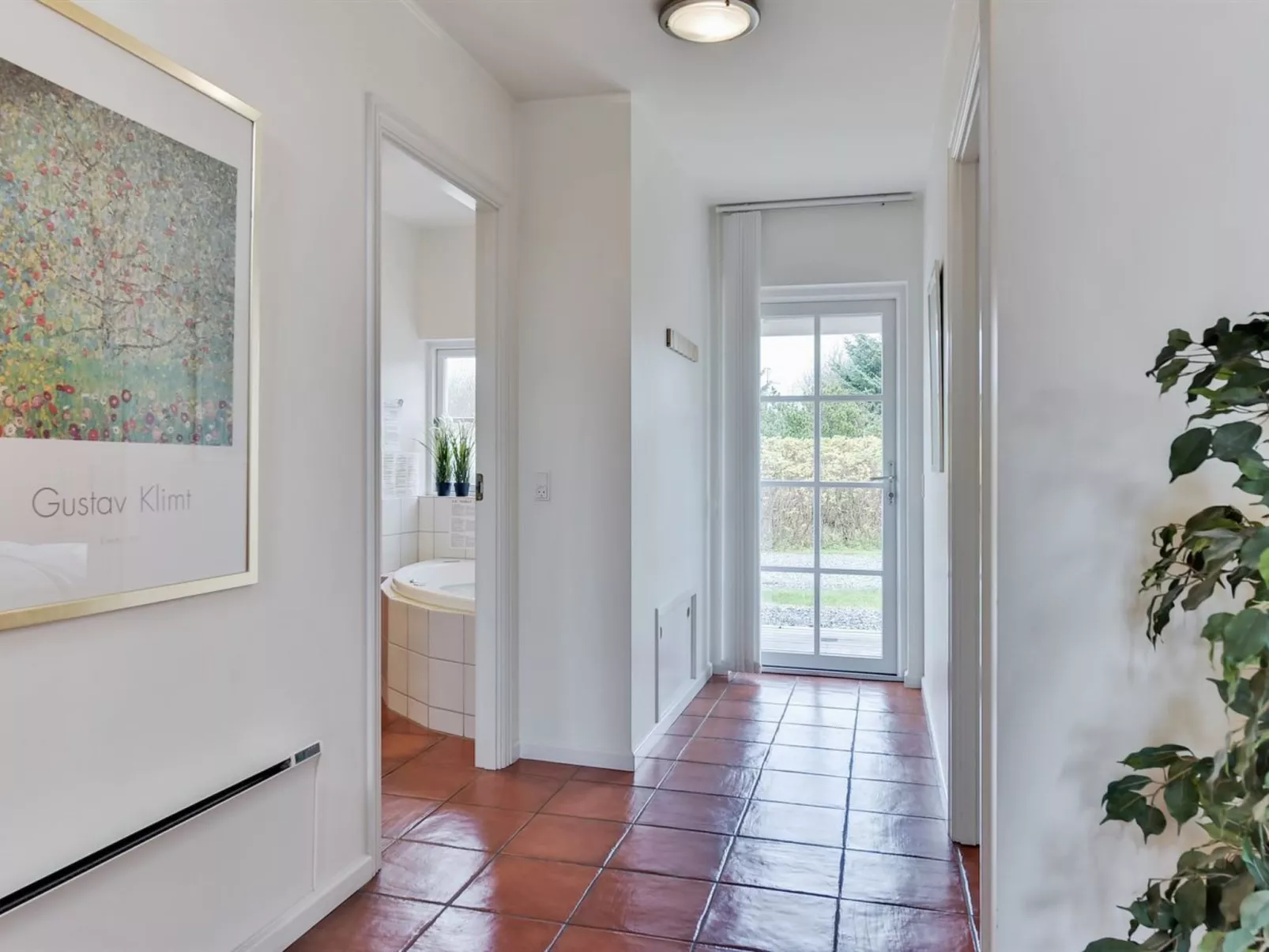 "Thoran" -  from the sea-Binnen