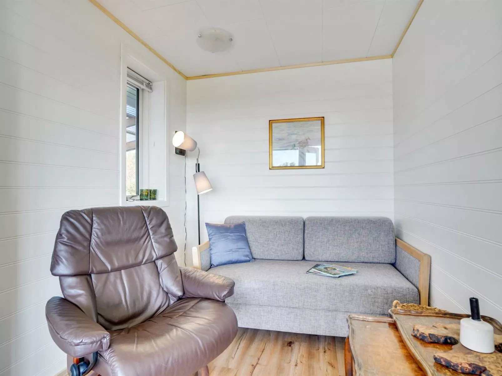 "Tomine" - 500m to the fjord-Binnen