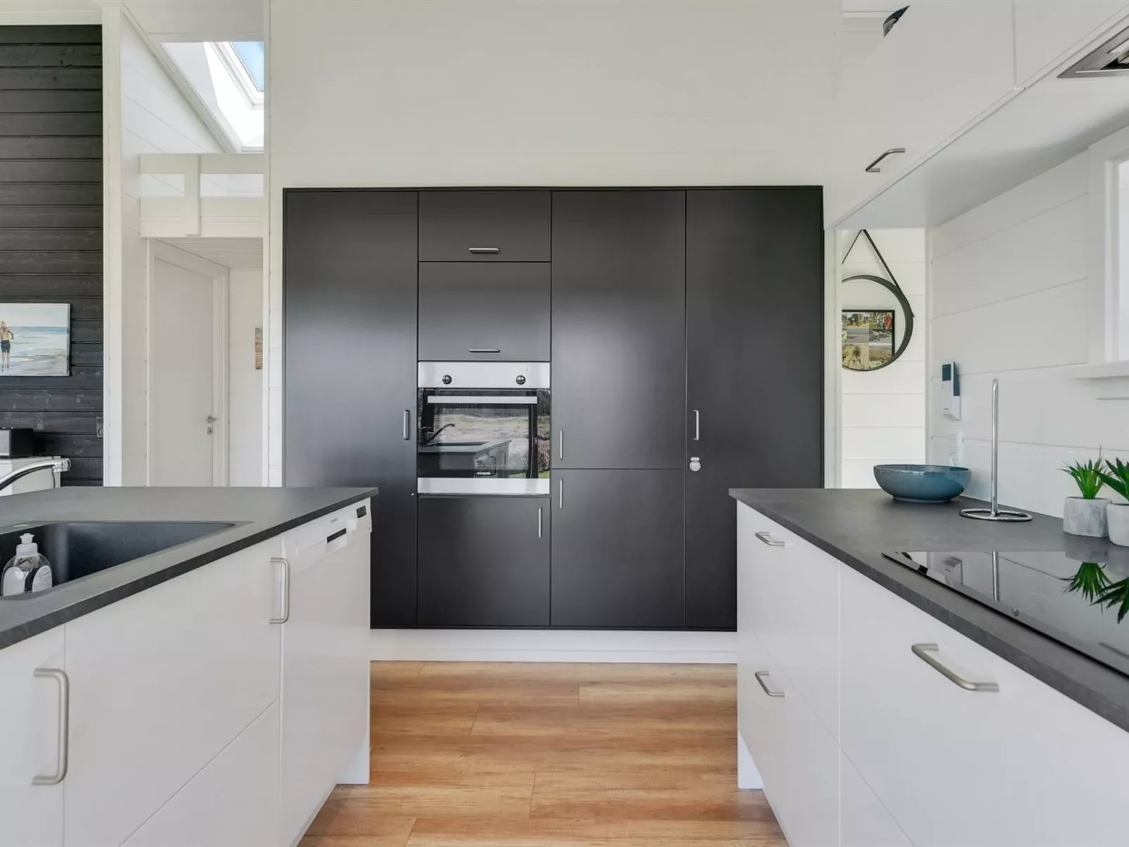 "Tea" - 2.7km from the sea-Binnen