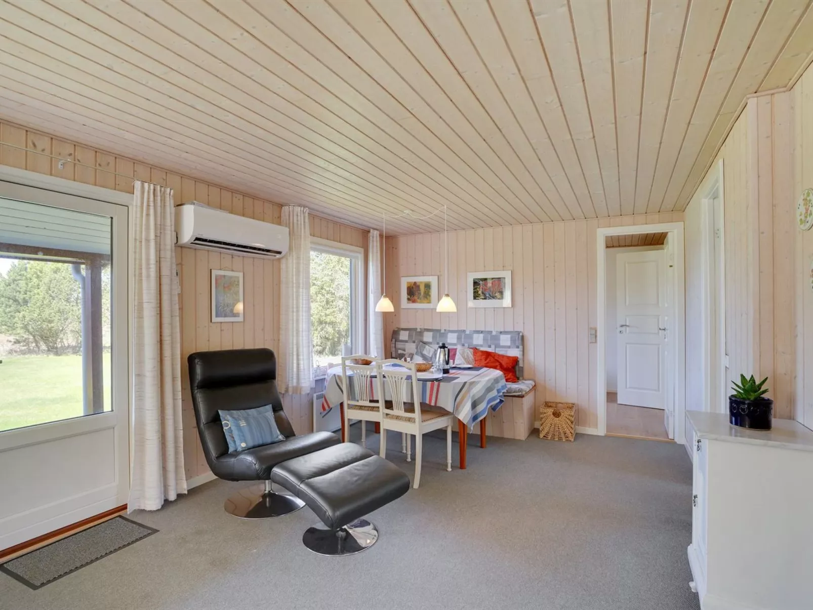 "Josefiina" - 450m to the fjord-Binnen