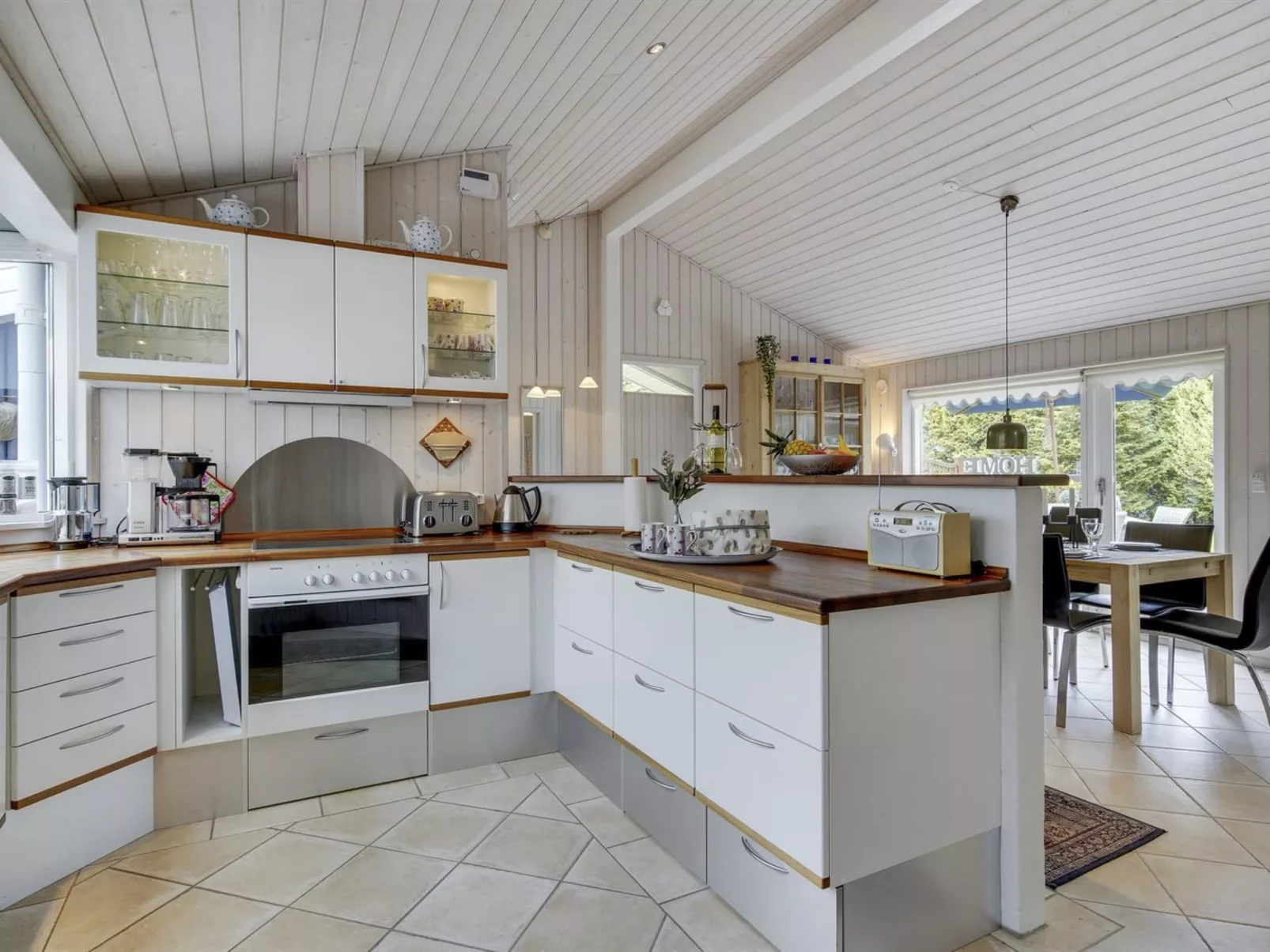 "Frithlef" - 900m from the sea-Binnen