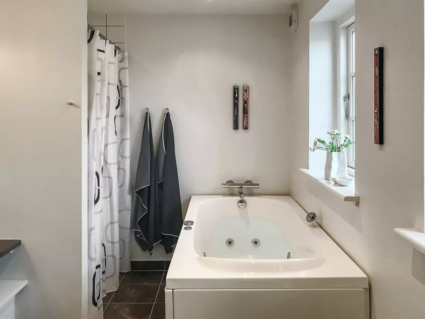 "Ejda" - 700m from the sea-Binnen