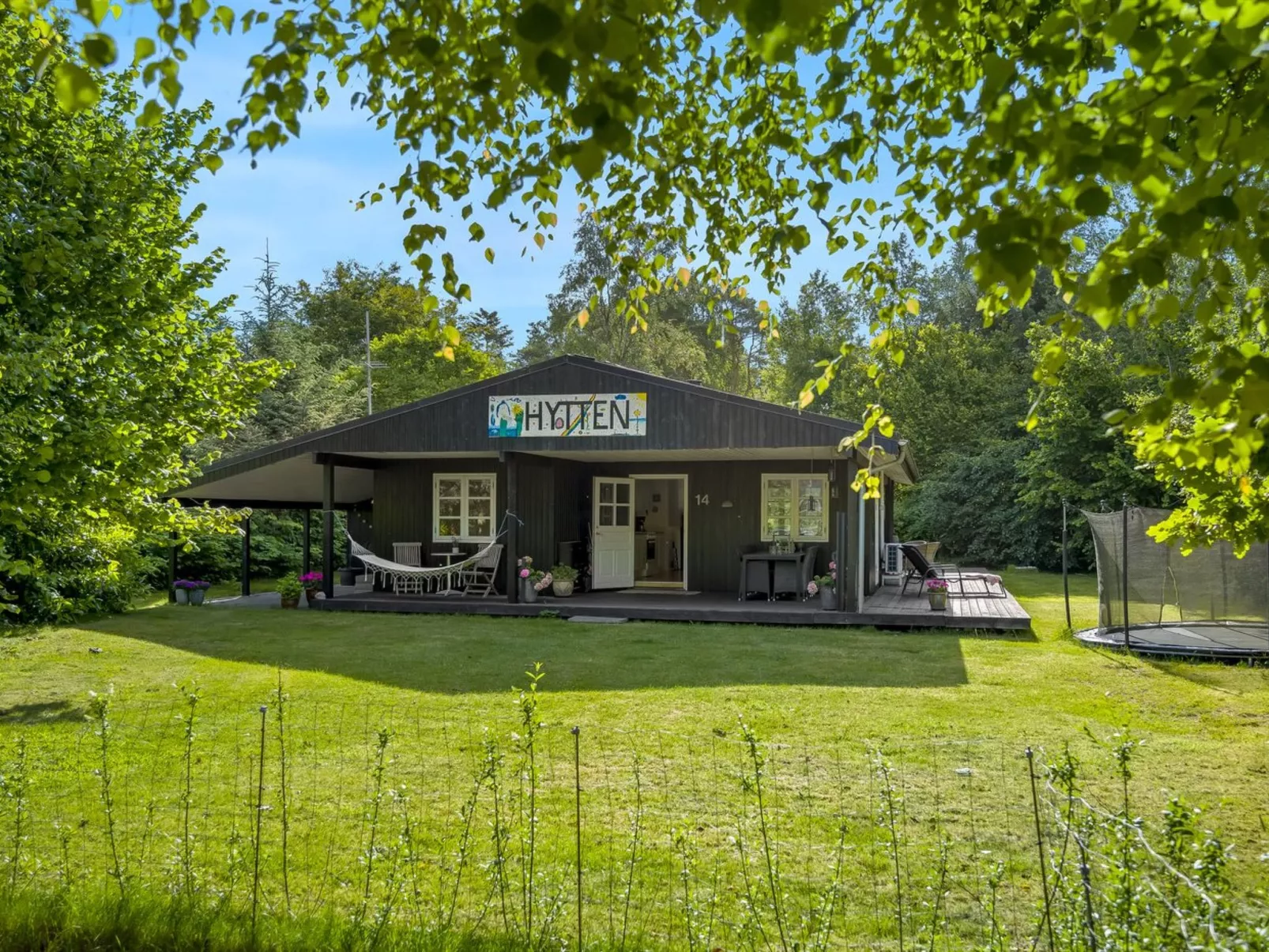 "Sunaj" -  from the sea-Buiten