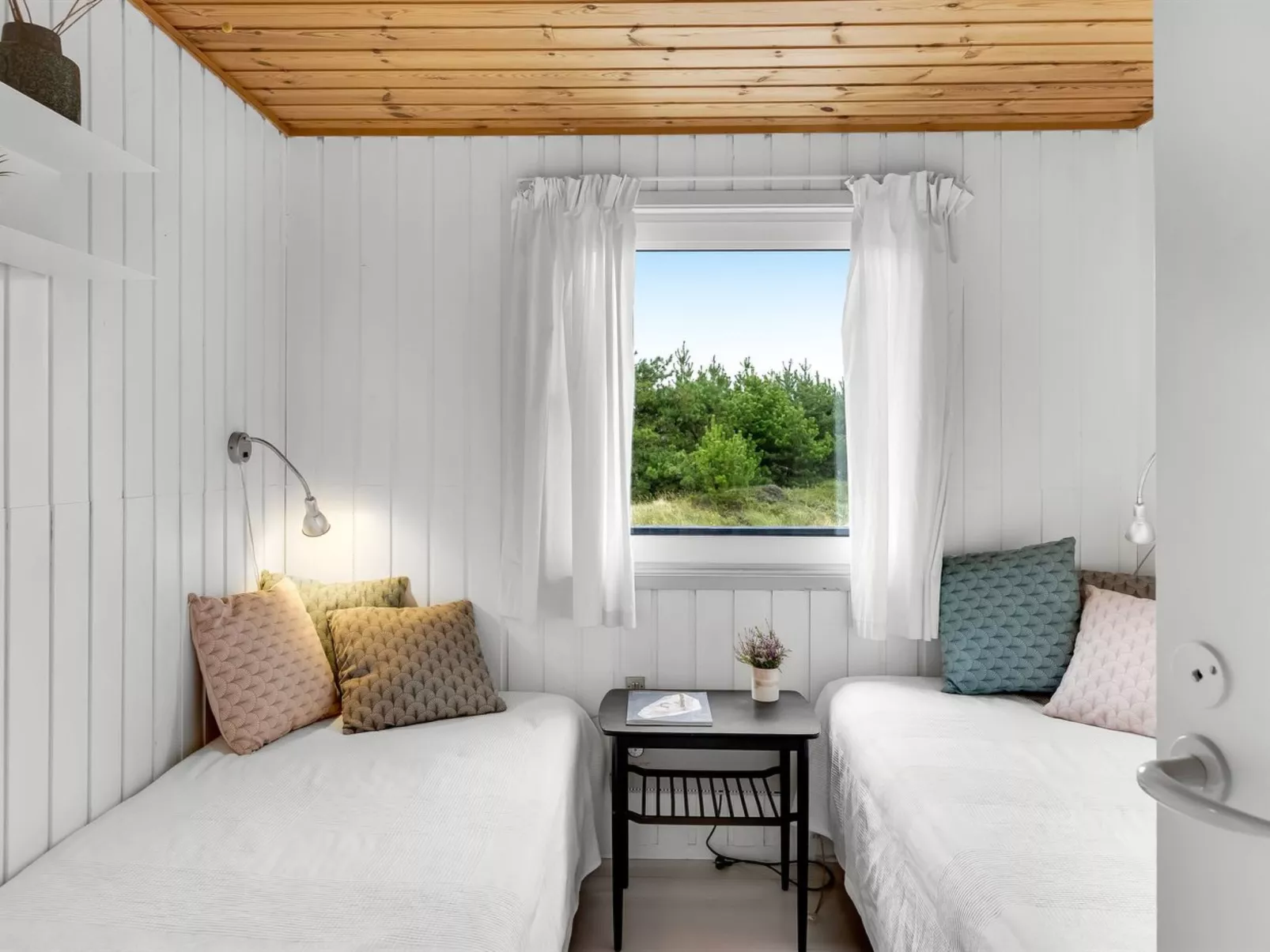 "Teda" - 2km from the sea-Binnen