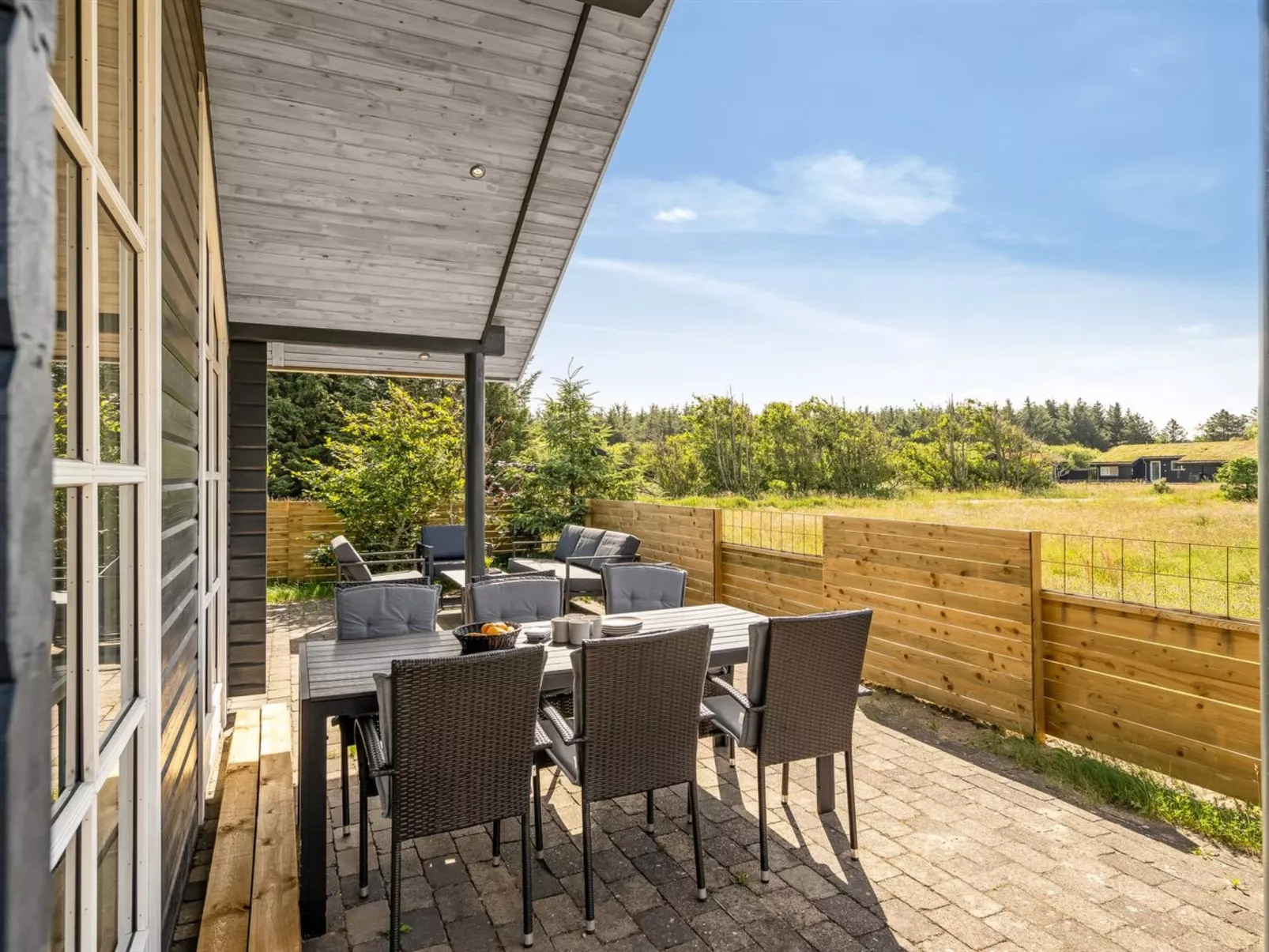 "Annemie" - 1.8km from the sea-Buiten