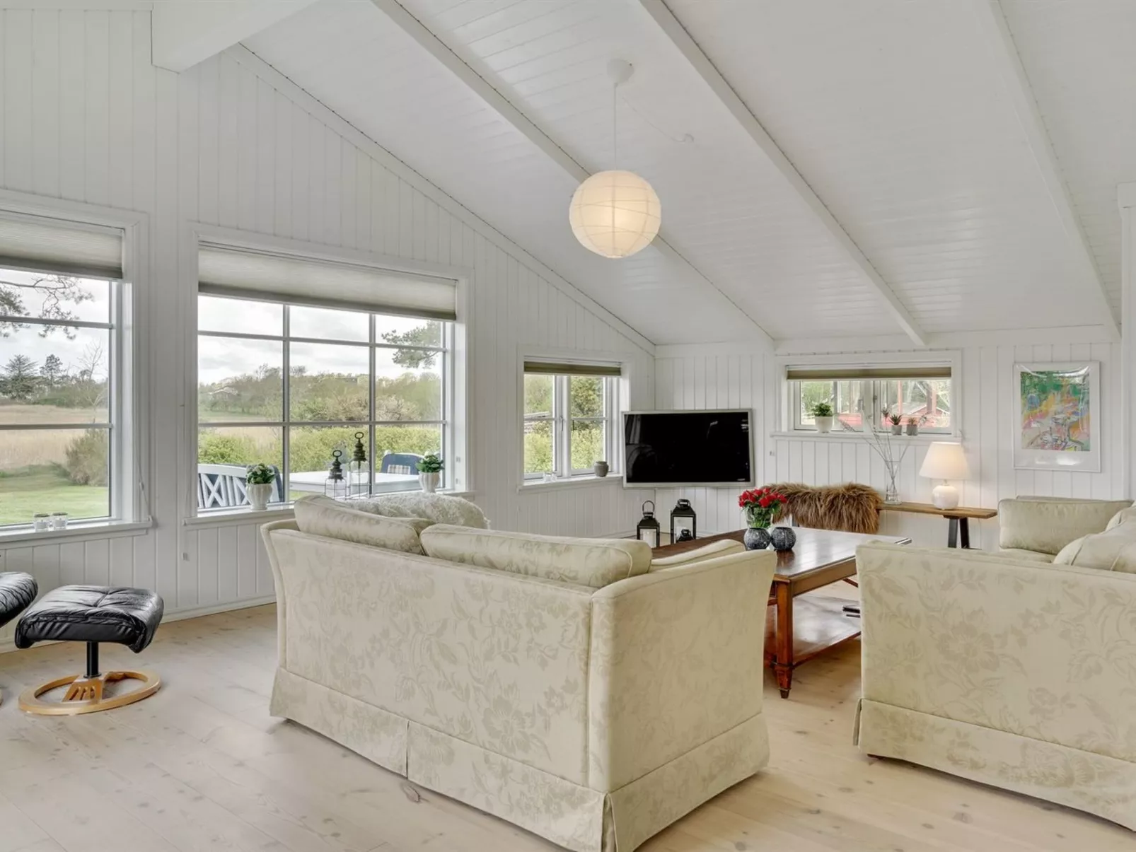 "Antti" - 350m from the sea-Binnen