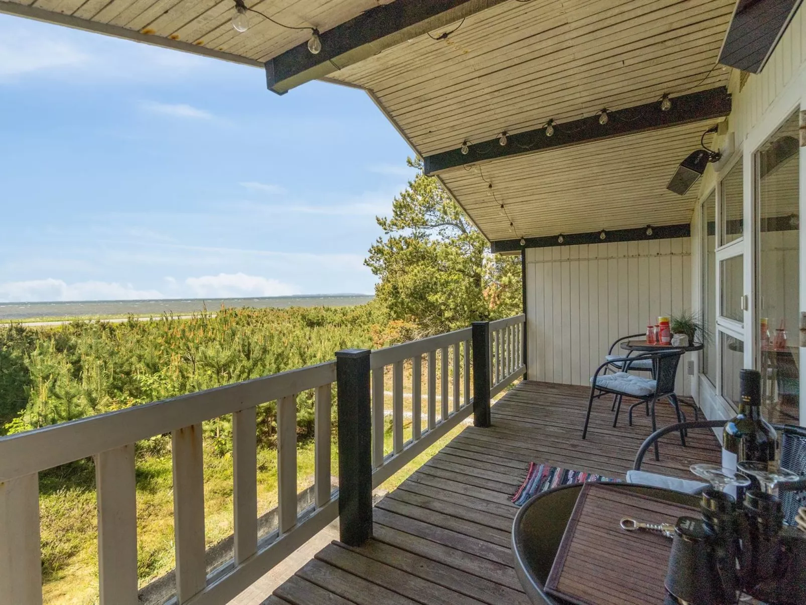 "Freda" - 100m to the fjord-Buiten